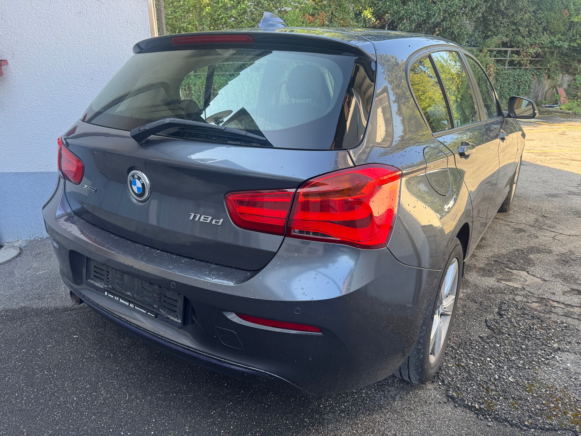 BMW 118d xDrive-image-5