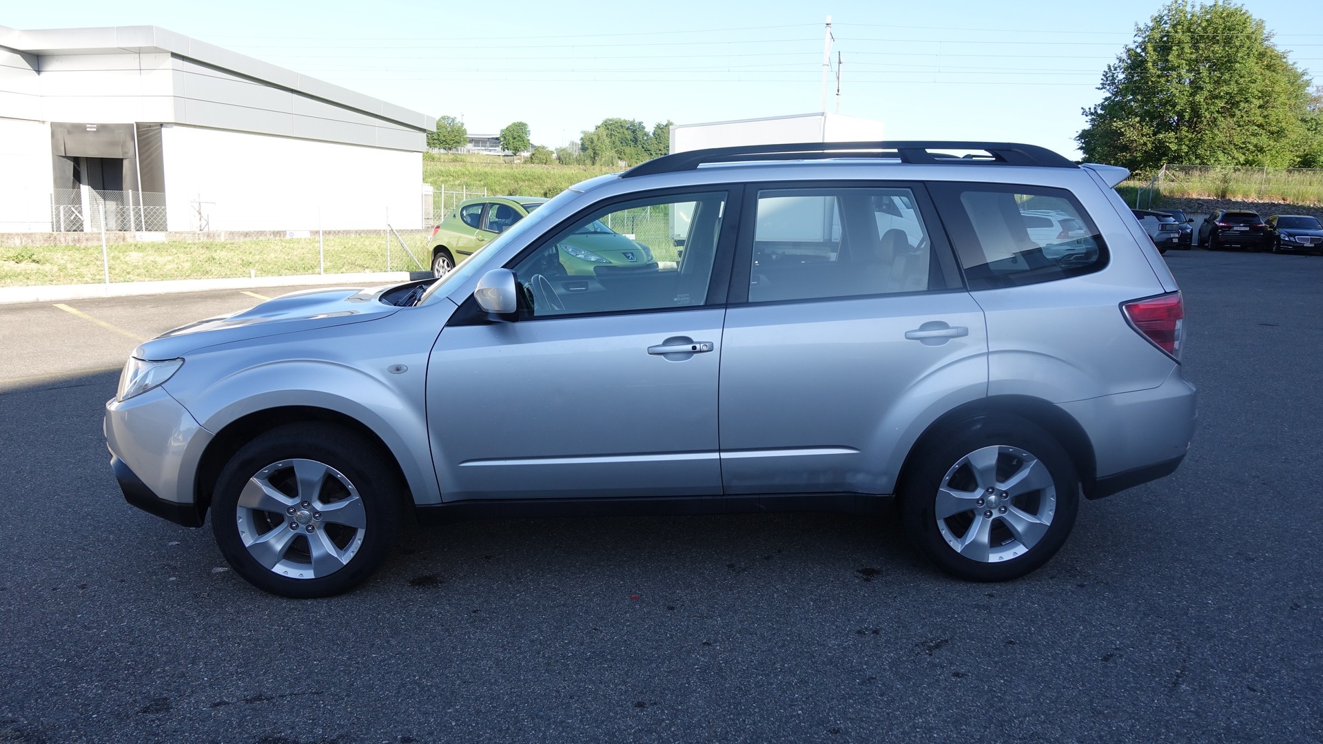 SUBARU Forester 2.5XT Executive-image-3
