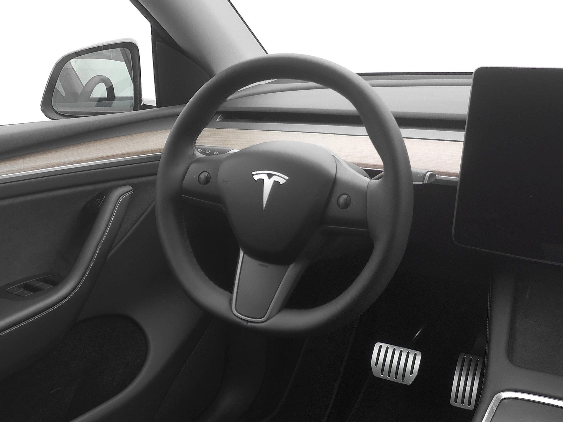 TESLA Model Y Performance-image-6