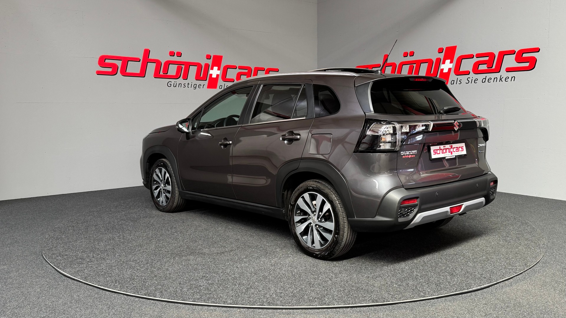 SUZUKI S-Cross 1.5 Compact Top Hybrid-showroom-element-3