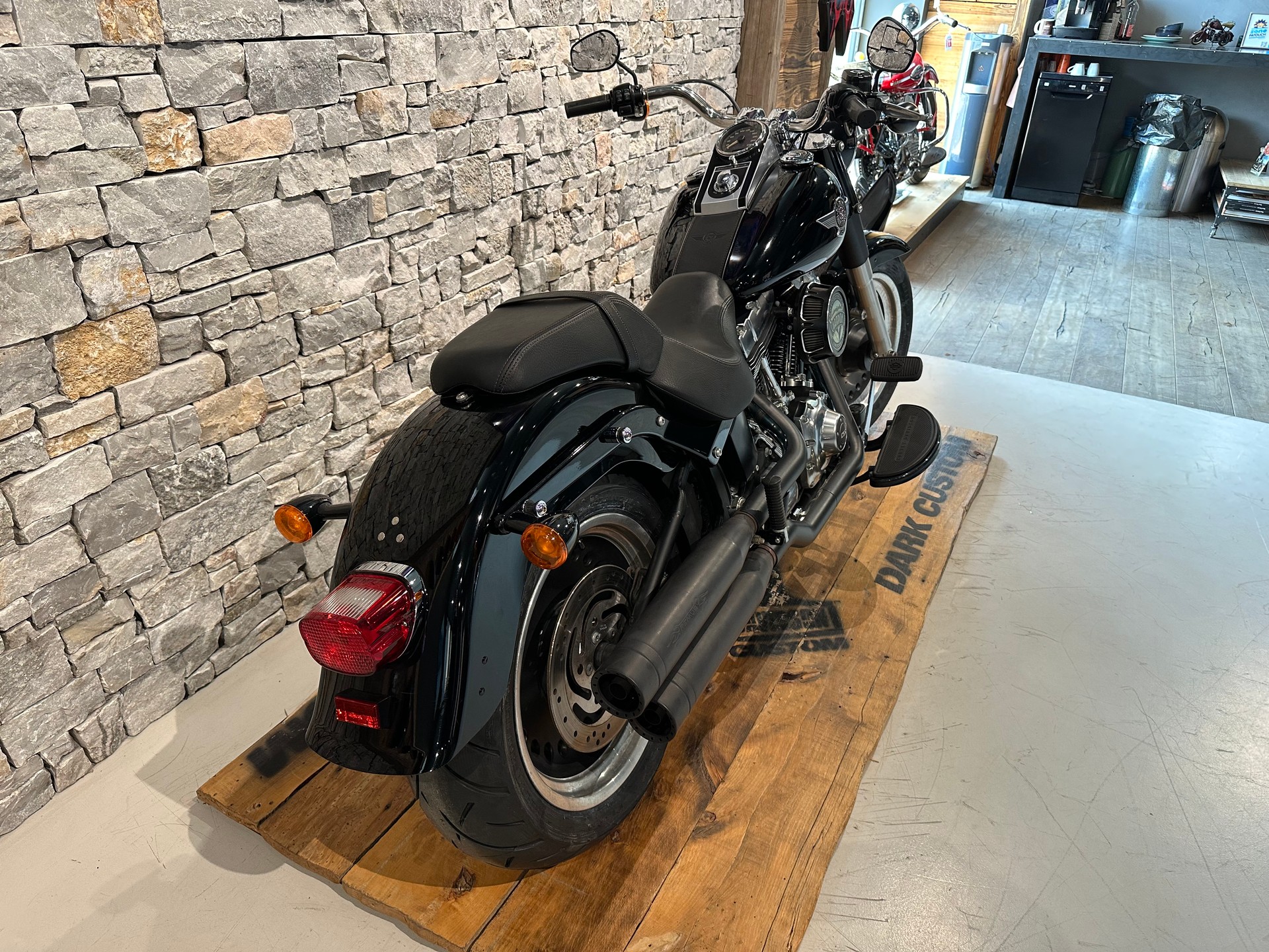 HARLEY-DAVIDSON FLSTFB Fat Boy Special ABS-showroom-element-2