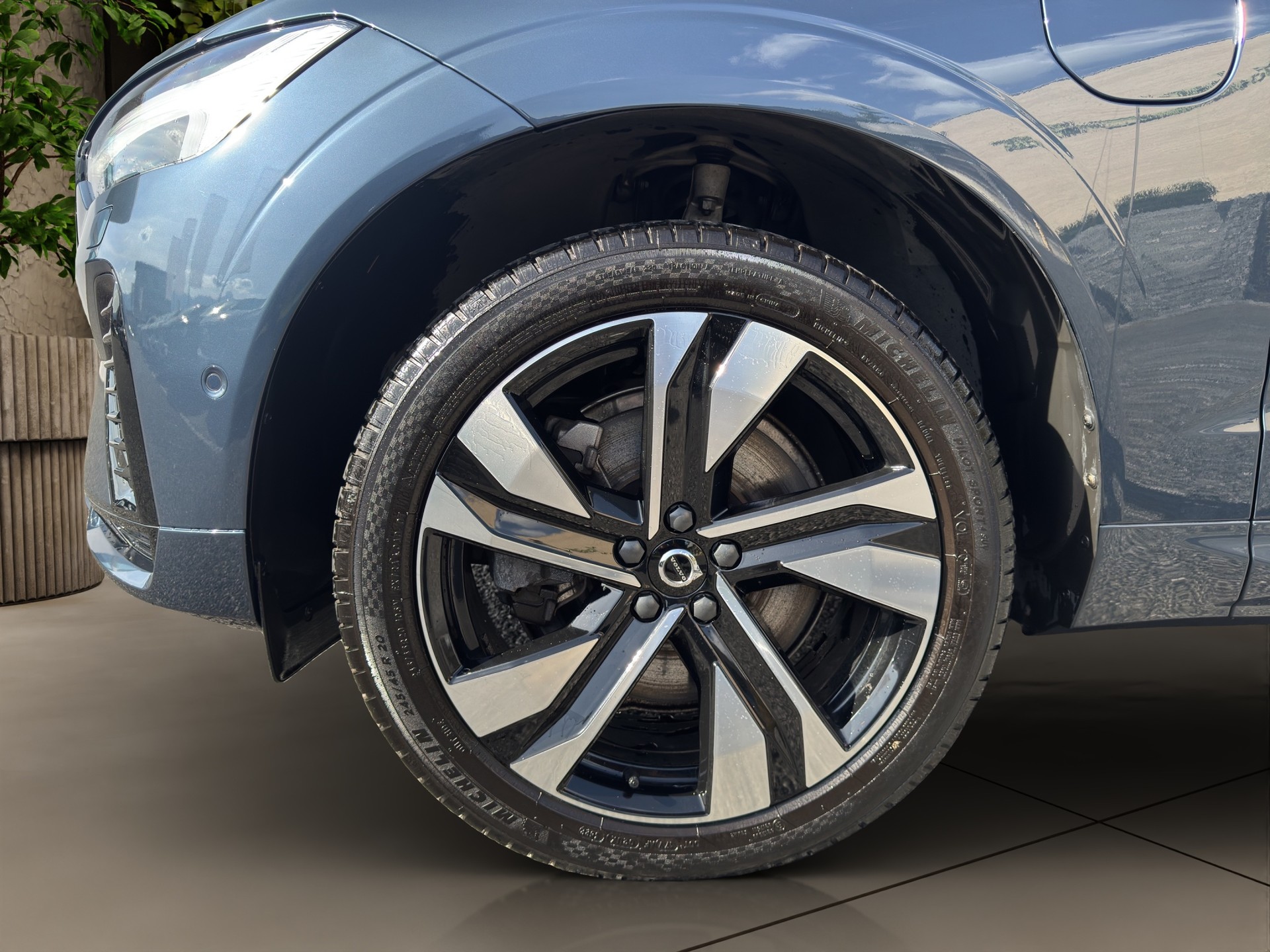 VOLVO XC60 2.0 T8 TE R-Design eAWD-image-7