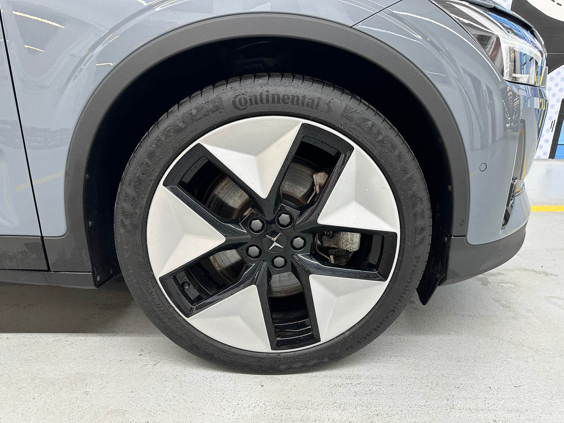 POLESTAR Polestar 2 Long Range Dual 78 kWh MY23-image-6