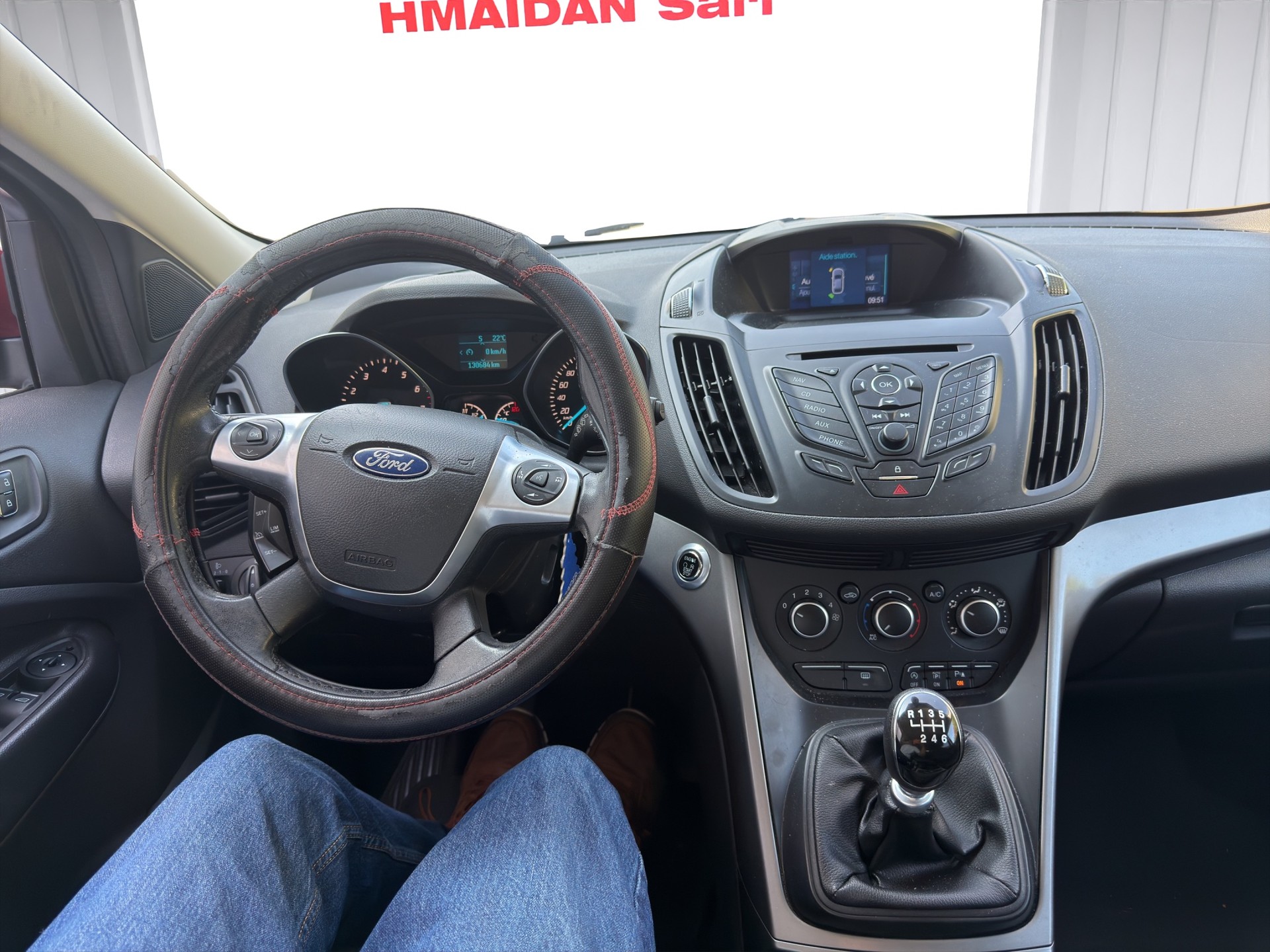 FORD Kuga 1.5 SCTi Carving 2WD-image-6
