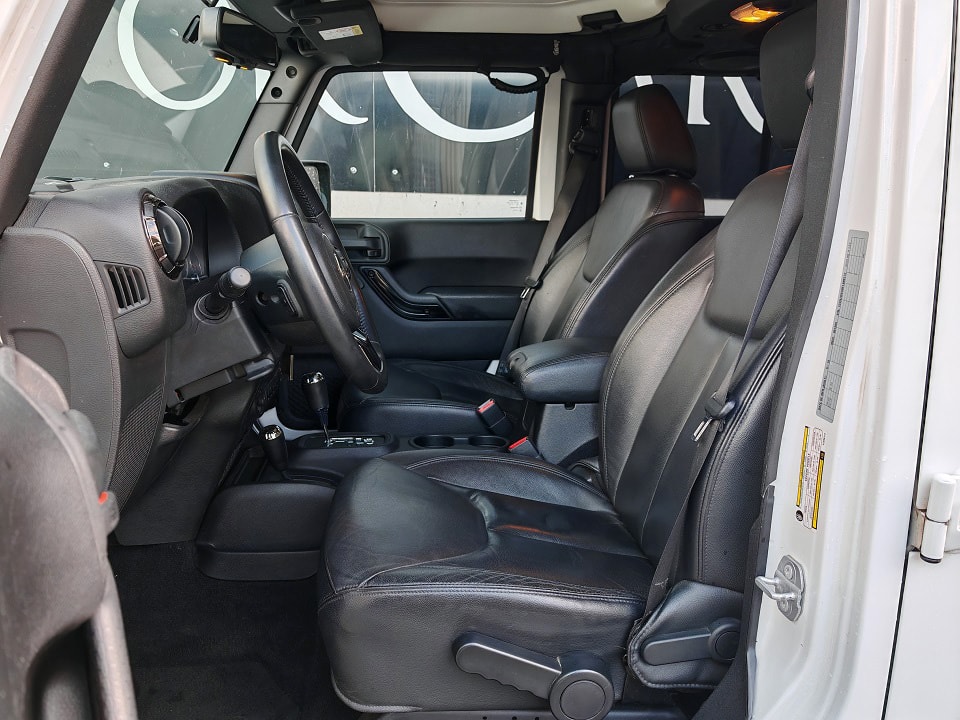 JEEP Wrangler 2.8CRD Unlimited Black Edition II Aut.-image-5