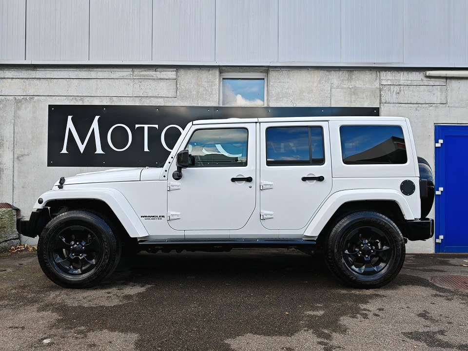 JEEP Wrangler 2.8CRD Unlimited Black Edition II Aut.-image-1