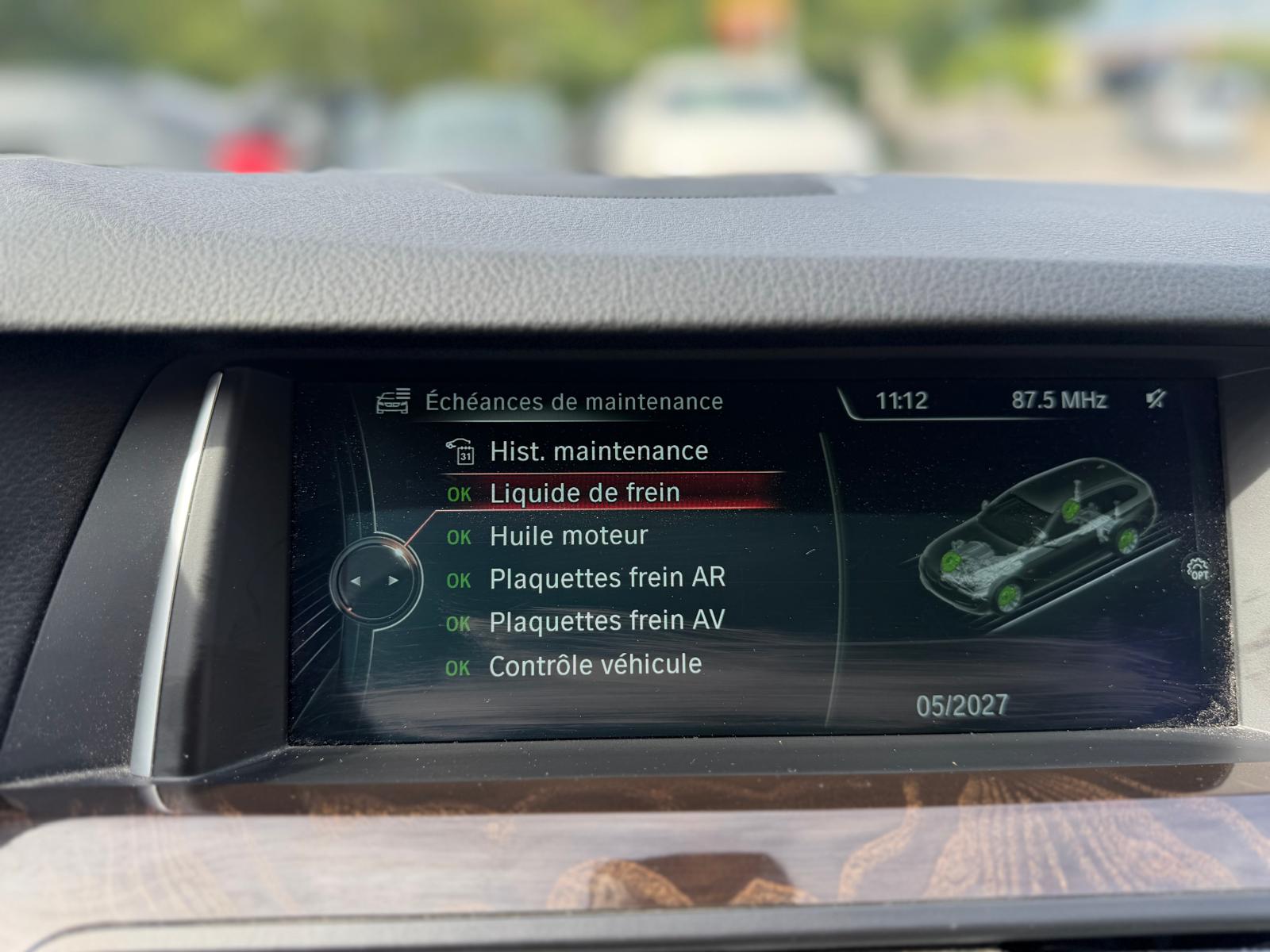 BMW 525d Touring xDrive Luxury Line Steptronic-image-14