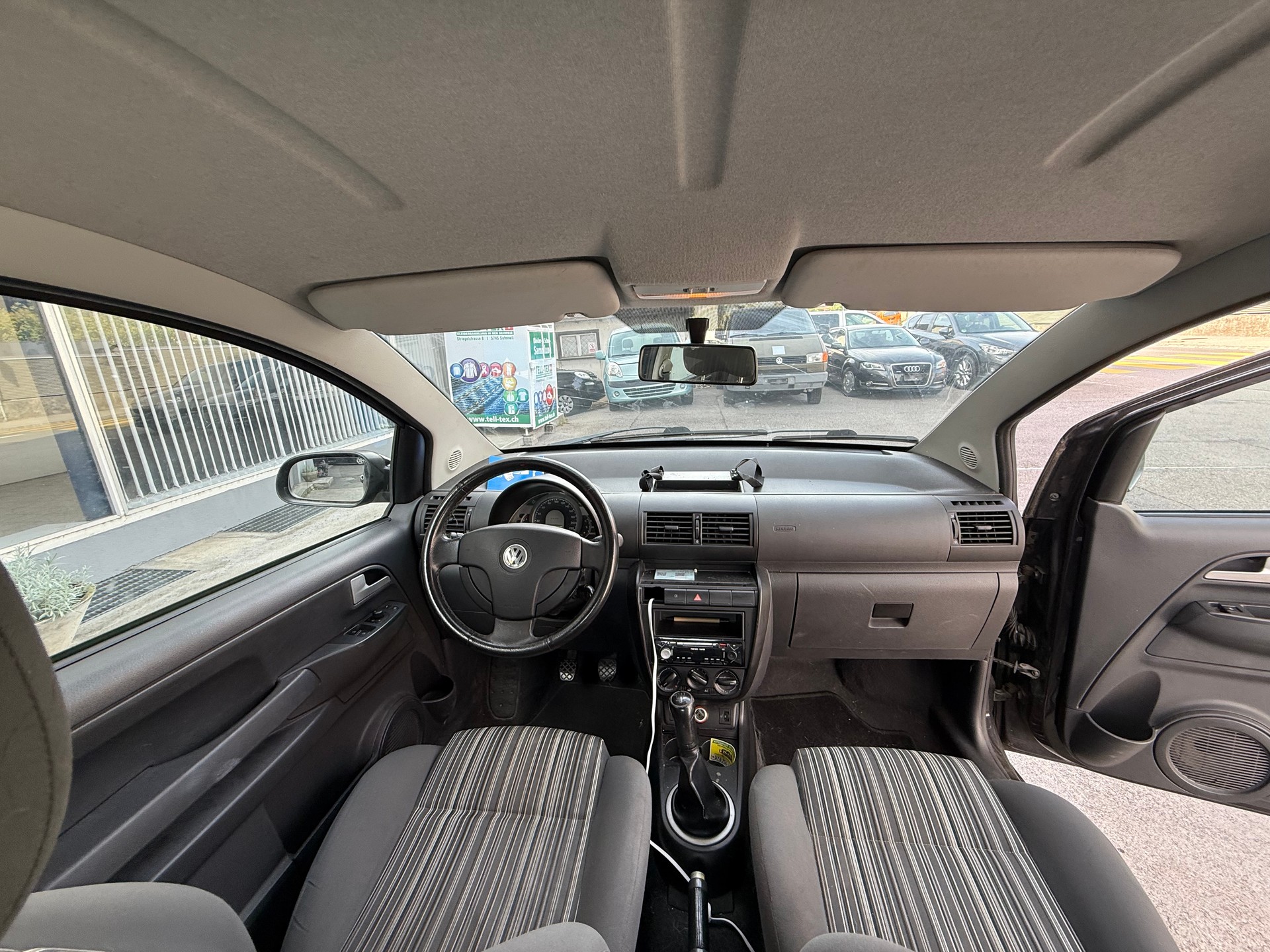 VW Fox 1.2-image-7
