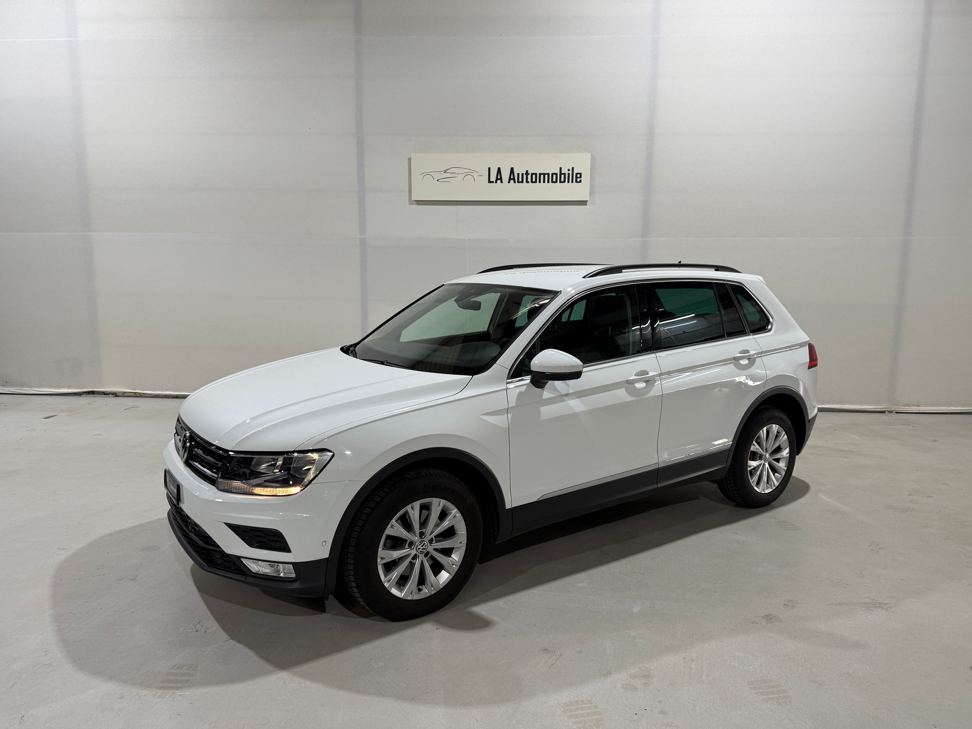 VW Tiguan 2.0 TDI SCR Comfortline 4Motion DSG-image-1