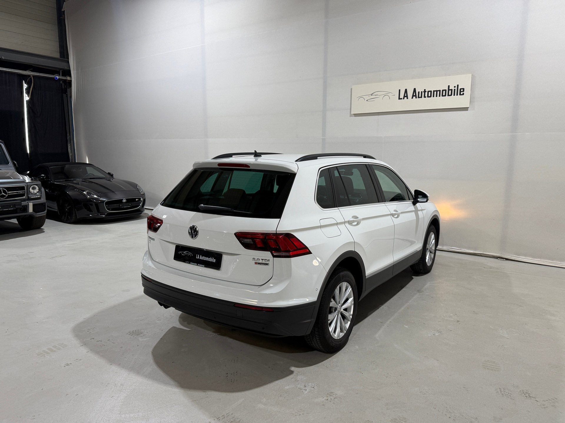 VW Tiguan 2.0 TDI SCR Comfortline 4Motion DSG-image-8