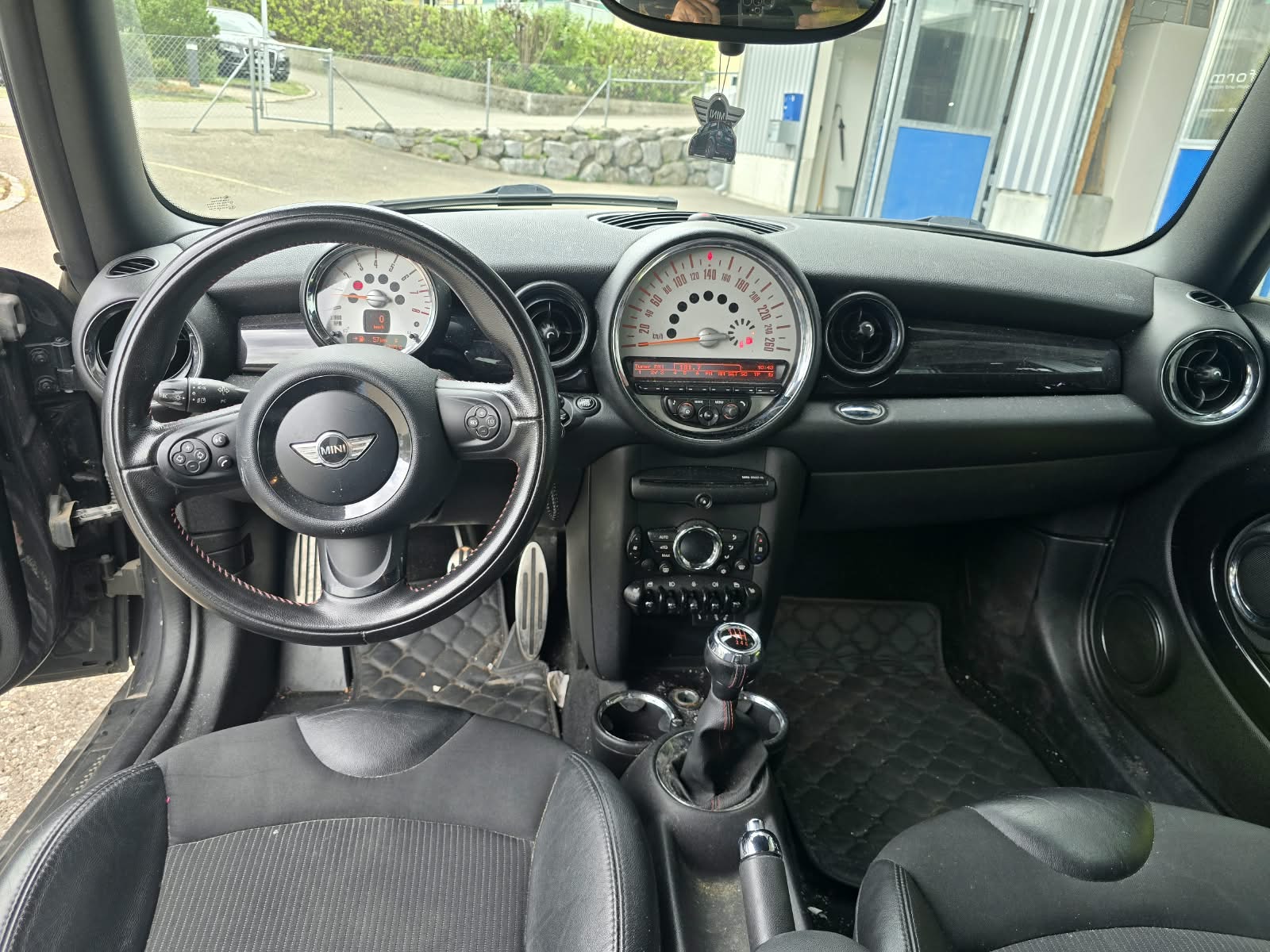 MINI Cooper S-image-8