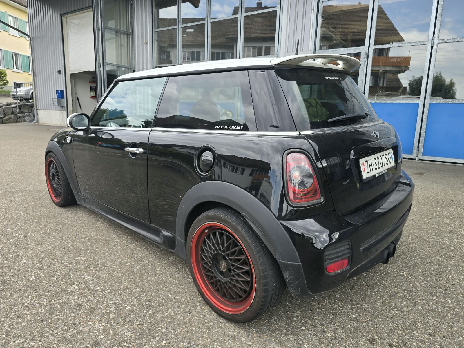 MINI Cooper S-image-9