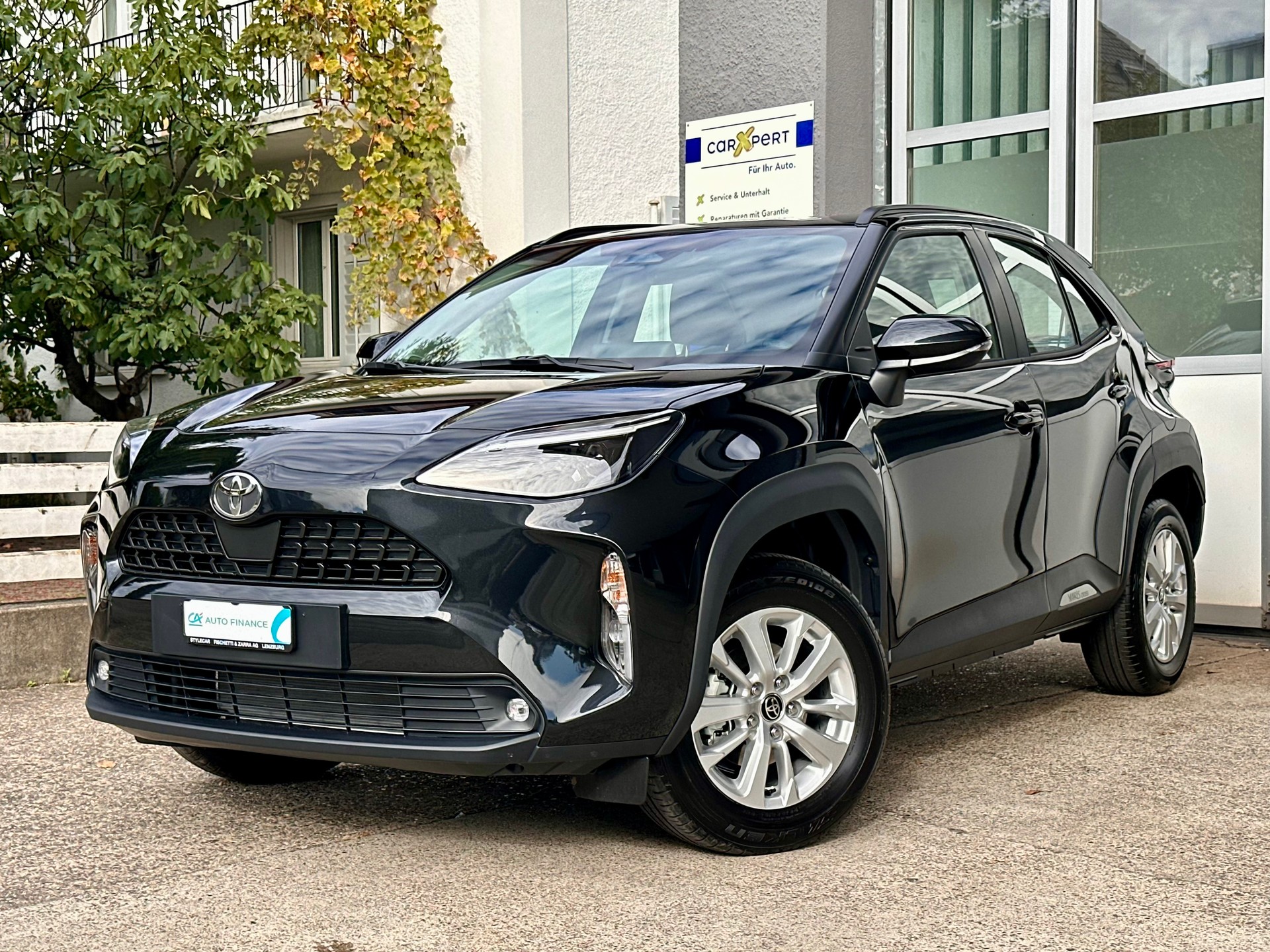 TOYOTA Yaris Cross 1.5 Comfort e-CVT-image-0