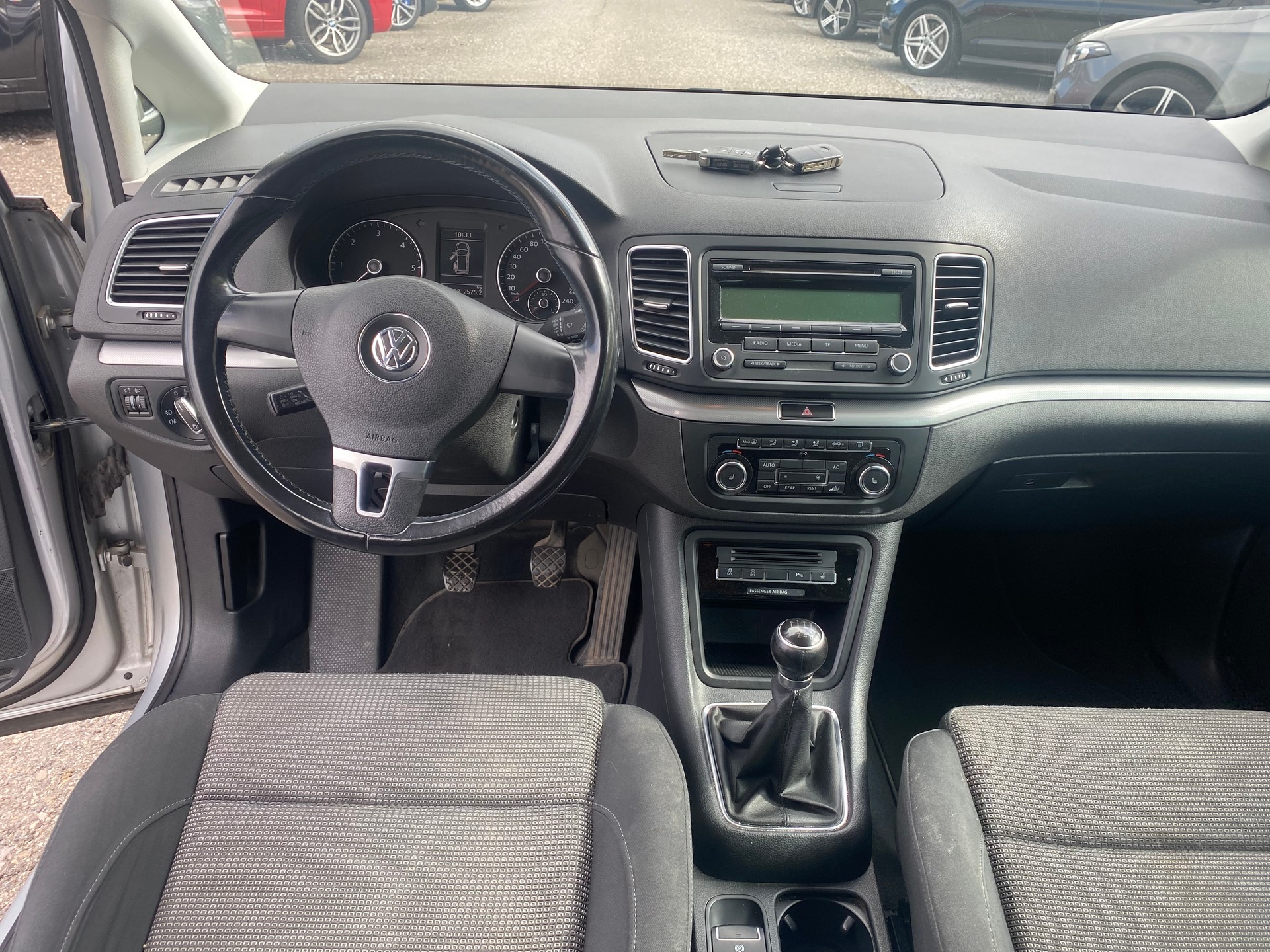 VW Sharan 2.0 TDI BlueMotion Technology Trendline-image-6
