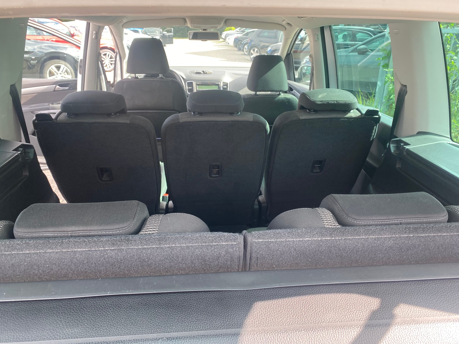 VW Sharan 2.0 TDI BlueMotion Technology Trendline-image-10