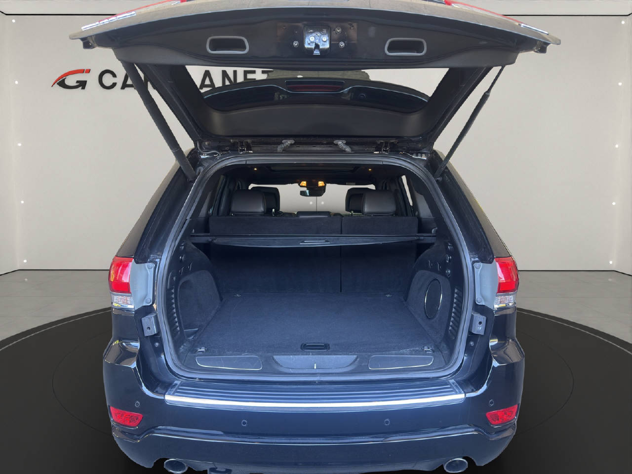 JEEP Grand Cherokee 3.0 CRD 250 Overland-image-18