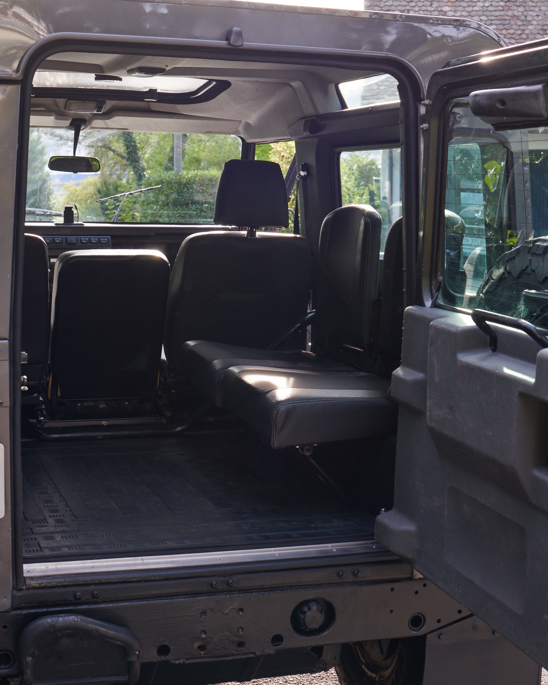LAND ROVER 90 TD5-image-11