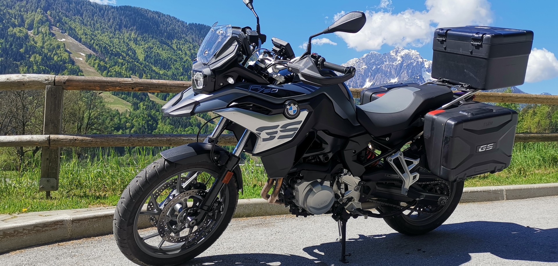 BMW F750GS