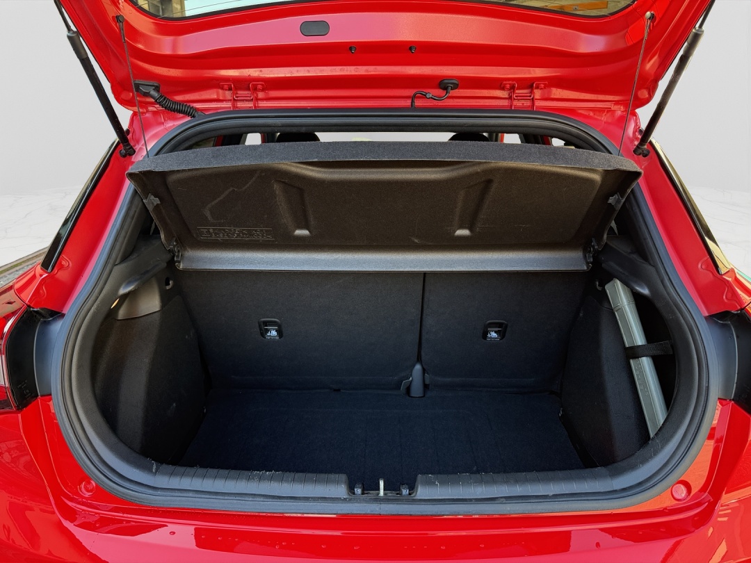 HYUNDAI i20 1.0 T-GDi Amplia-image-12