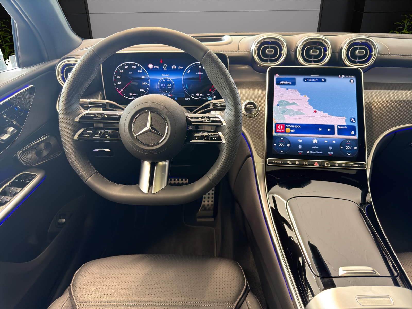MERCEDES-BENZ GLC Coupé 300 e 4Matic 9G-Tronic-image-11