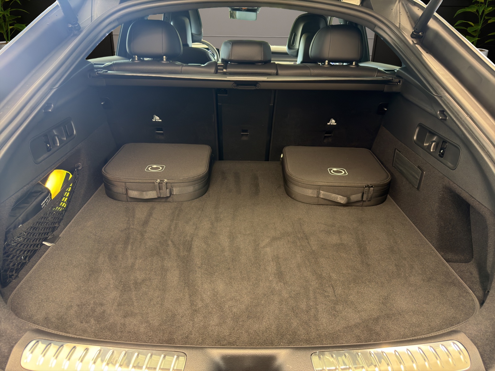 MERCEDES-BENZ GLC Coupé 300 e 4Matic 9G-Tronic-image-5