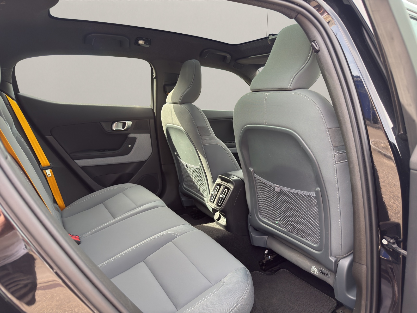 POLESTAR 2 Long Range Dual Motor Performance-image-11