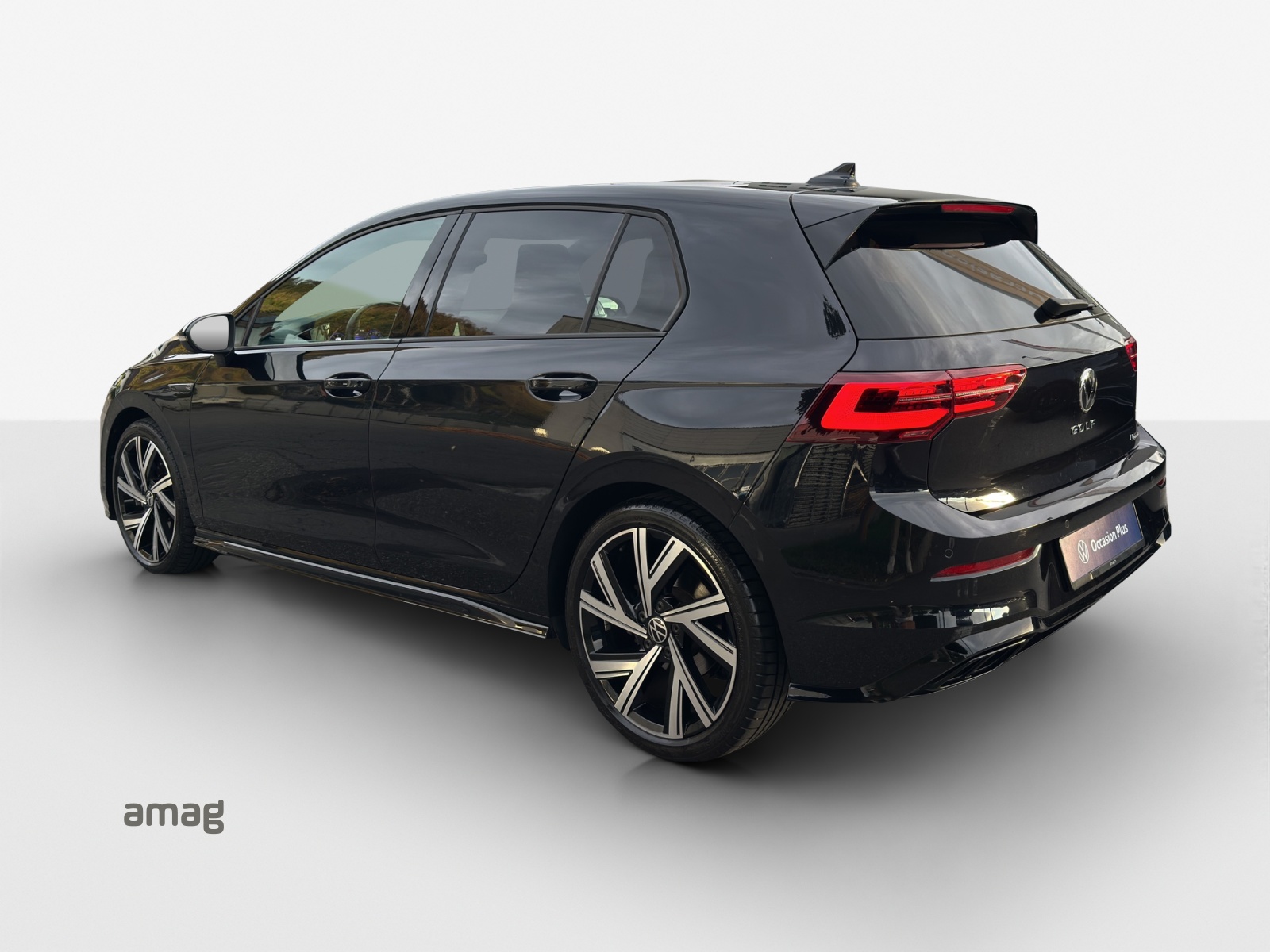 VW Golf 2.0 TSI R-Line DSG 4 Motion-image-3