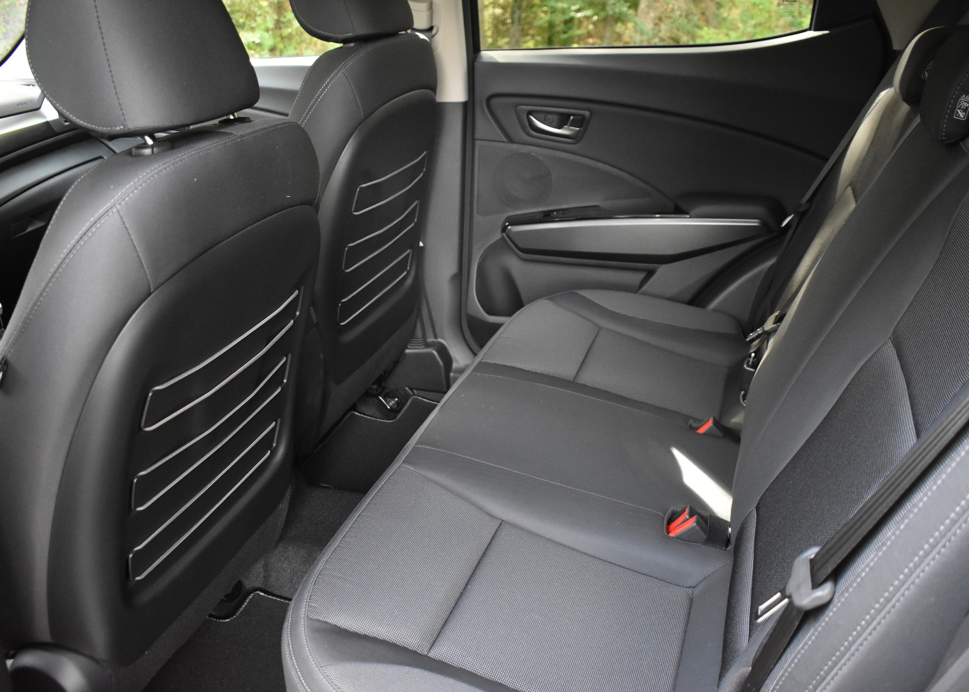 KGM-SsangYong Tivoli 1.5 T GDI Steel Automat-image-7
