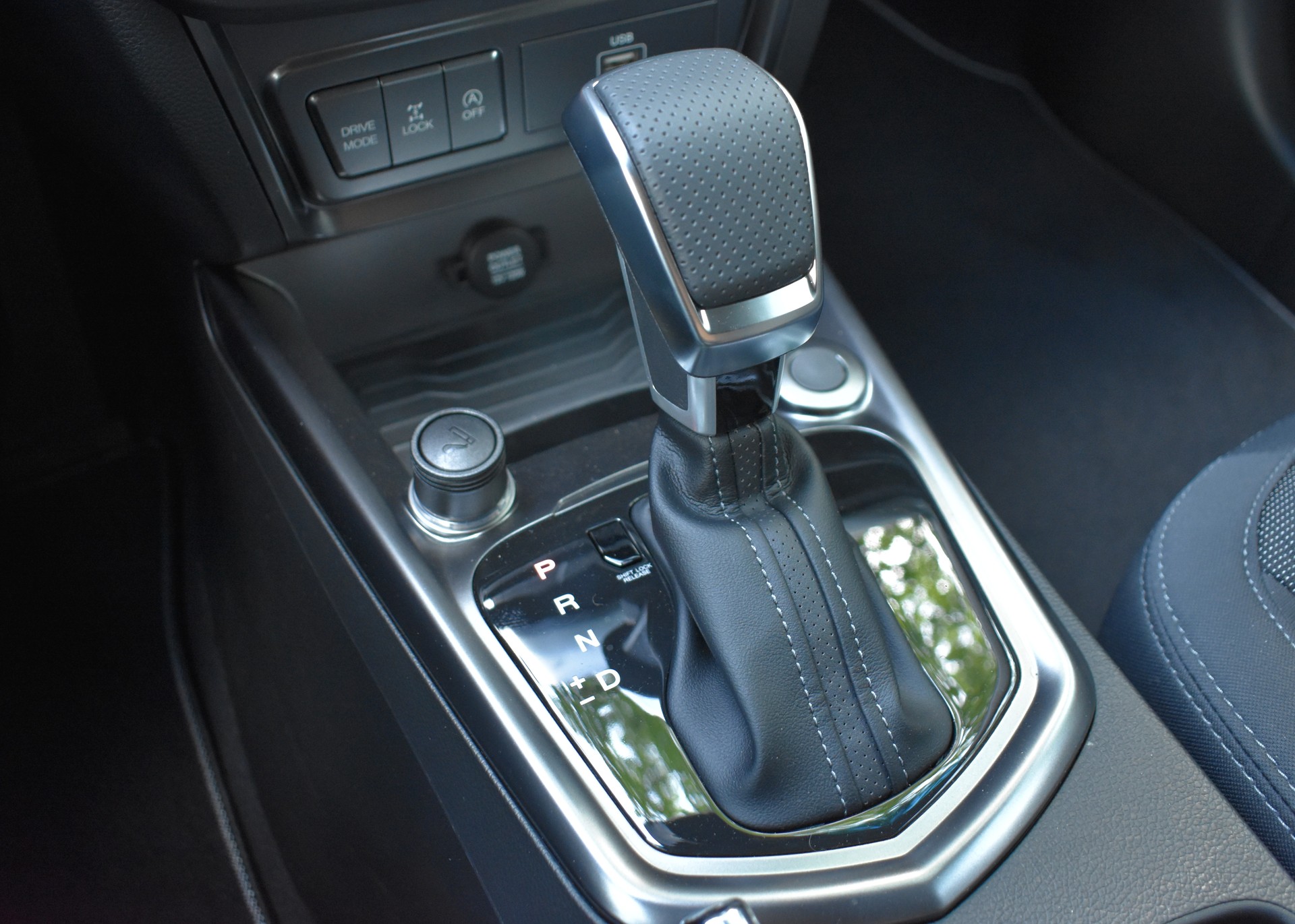 KGM-SsangYong Tivoli 1.5 T GDI Steel Automat-image-18