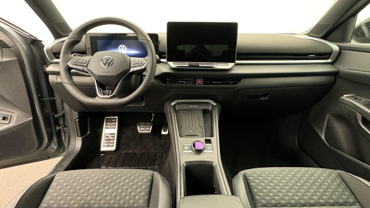 VW T-Roc 1.5 eTSI mHEV R-Line DSG-image-5