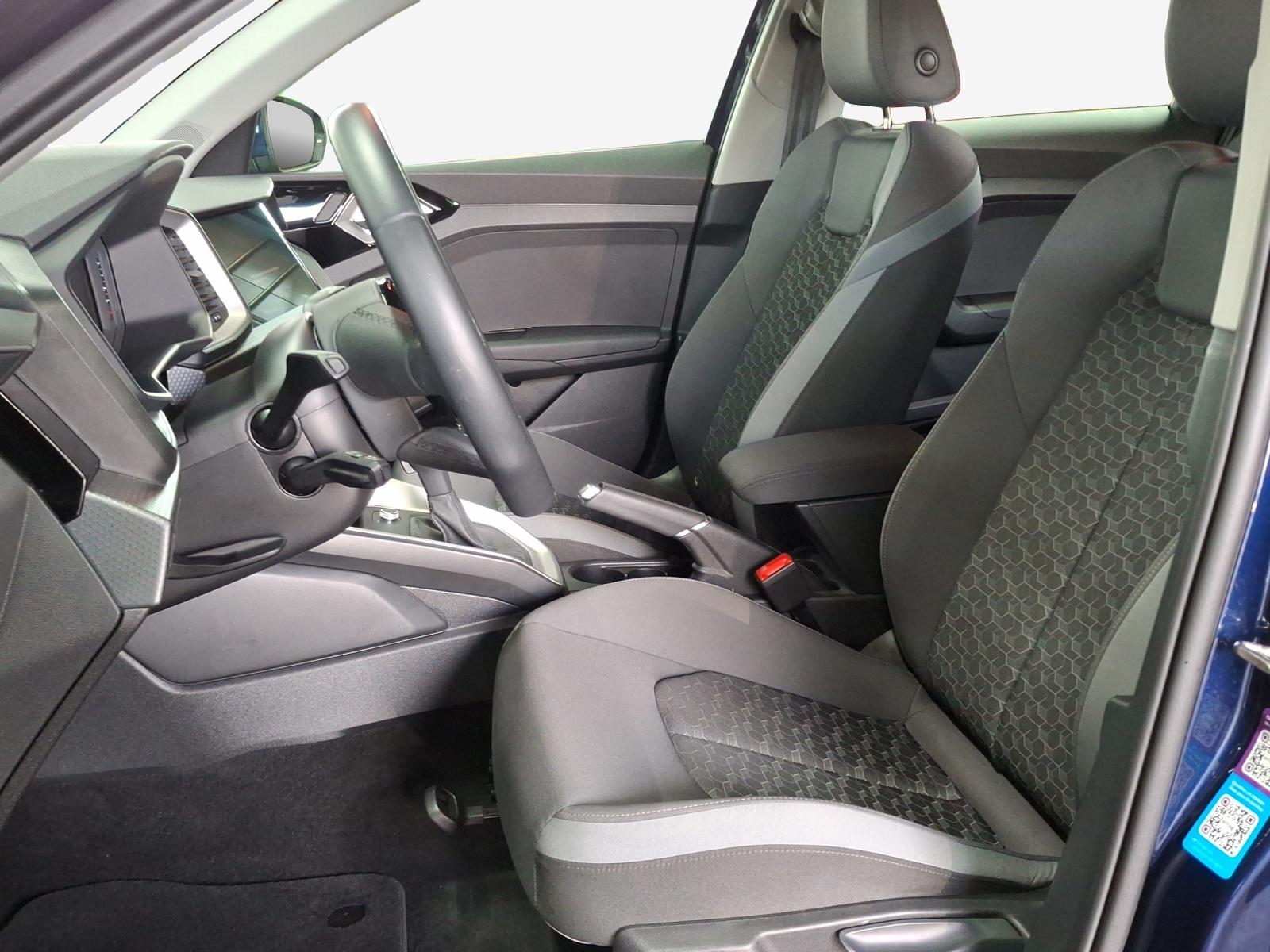 AUDI A1 Sportback 30 TFSI Attraction S-tronic-image-7