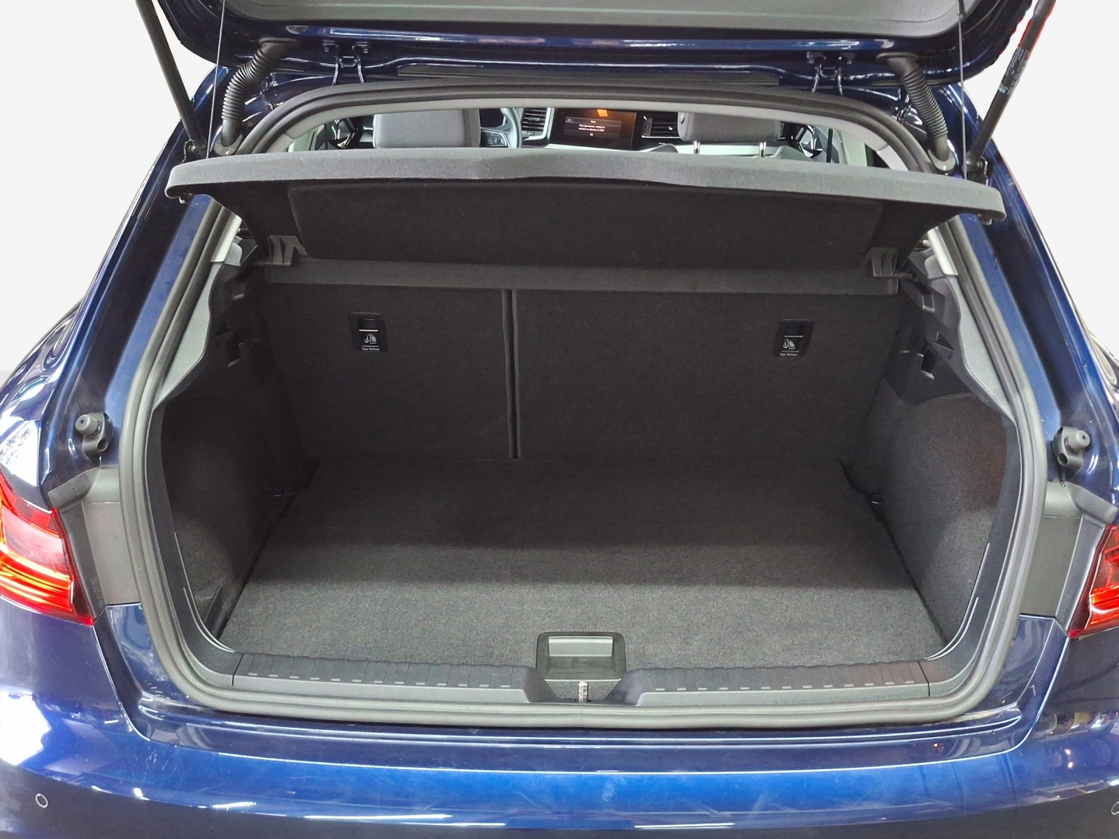 AUDI A1 Sportback 30 TFSI Attraction S-tronic-image-12