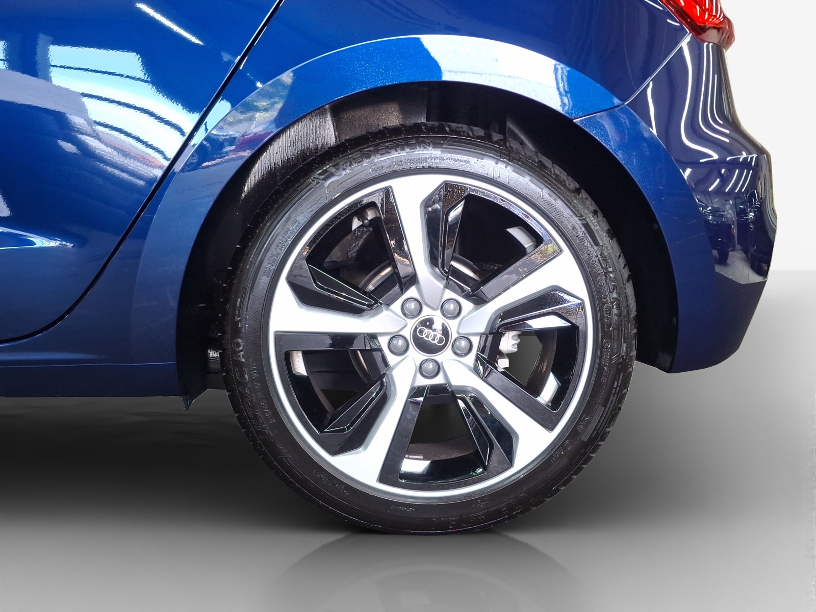 AUDI A1 Sportback 30 TFSI Attraction S-tronic-image-15