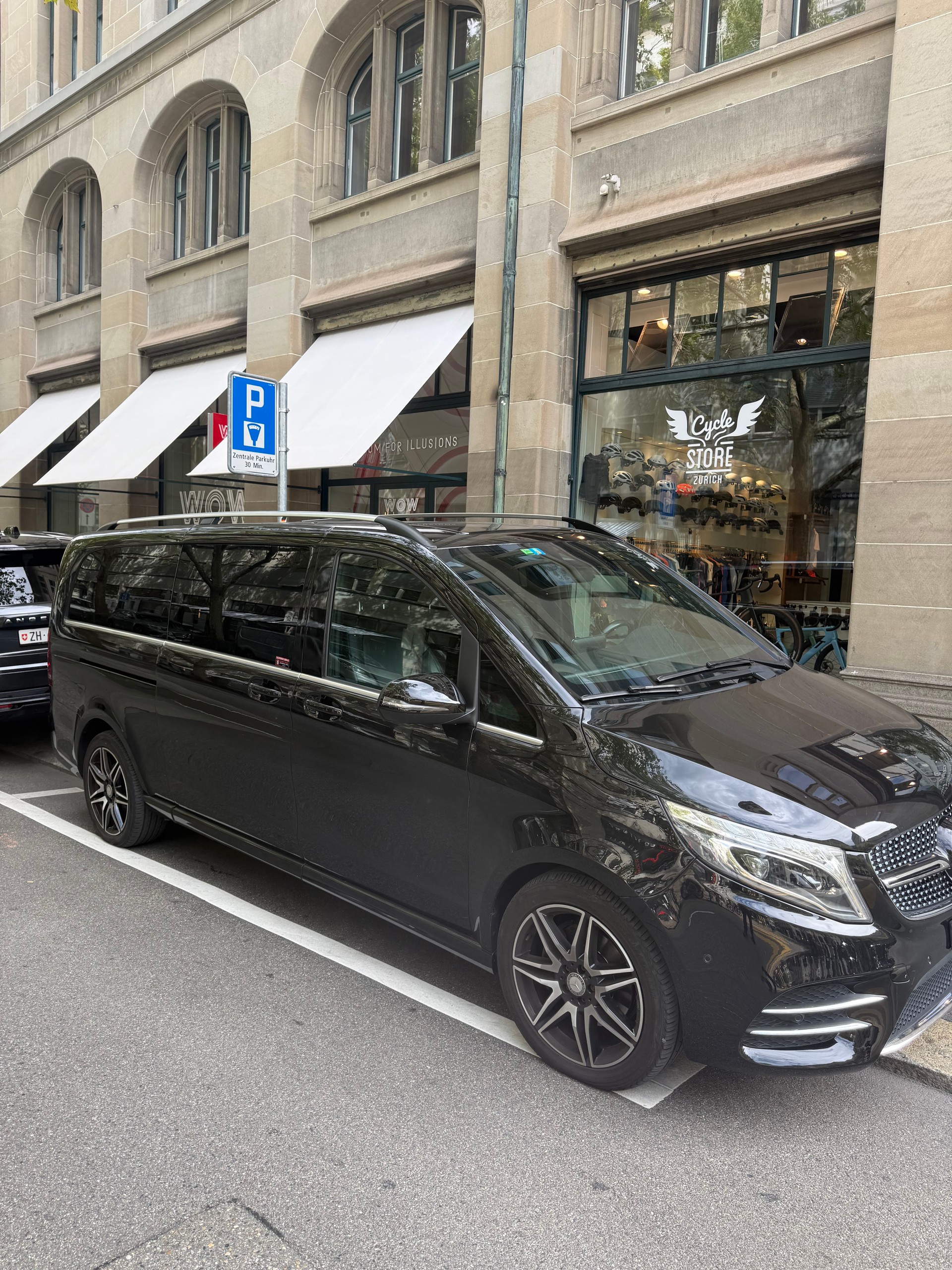 MERCEDES-BENZ V 250 d BlueTec Ava.extr.l. 4m-image-3