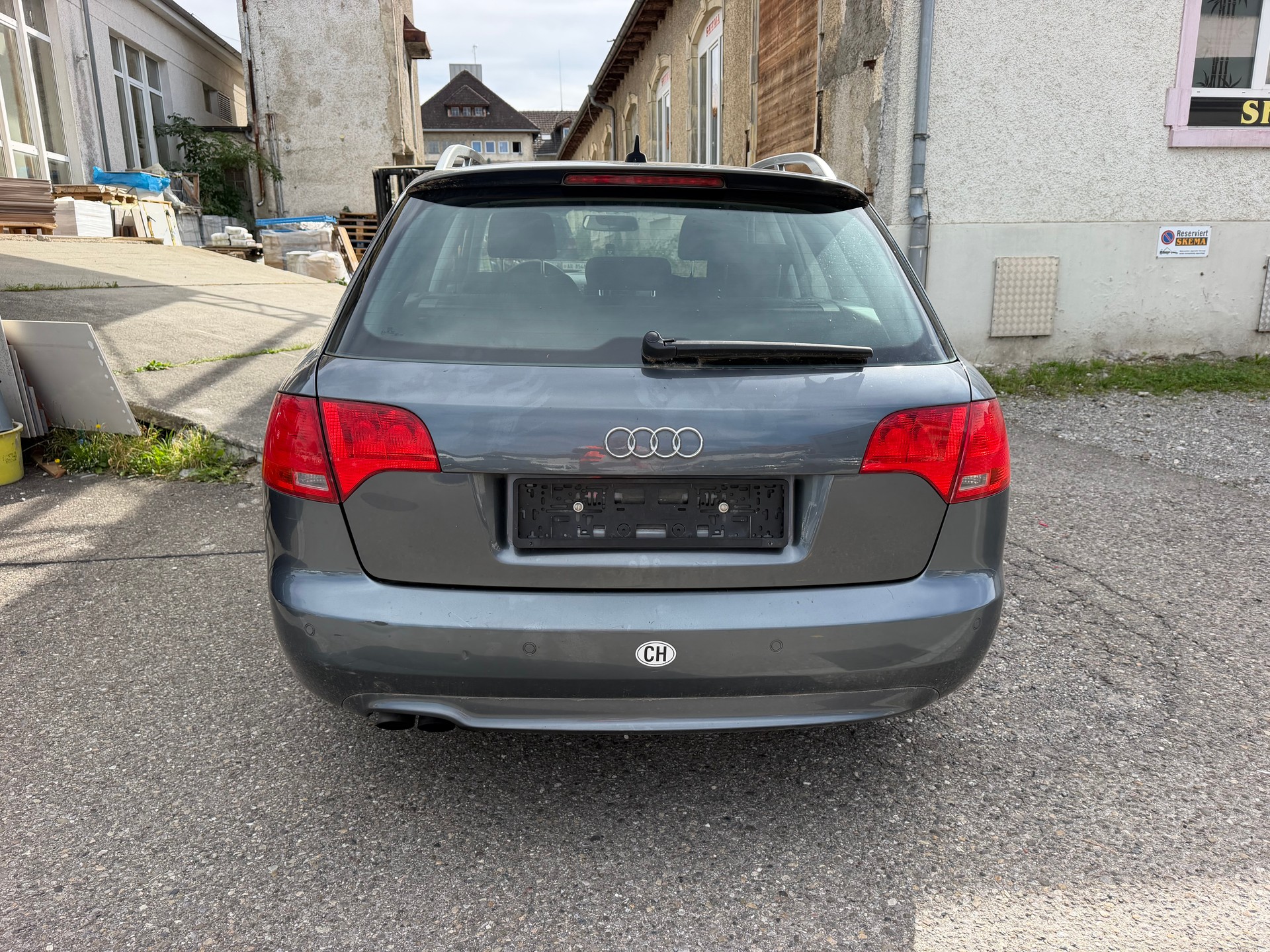 AUDI A4 Avant 1.9 TDI-image-3