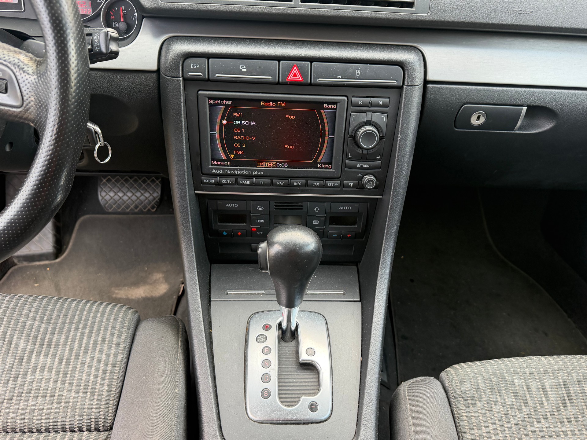 AUDI A4 Avant 1.9 TDI-image-14