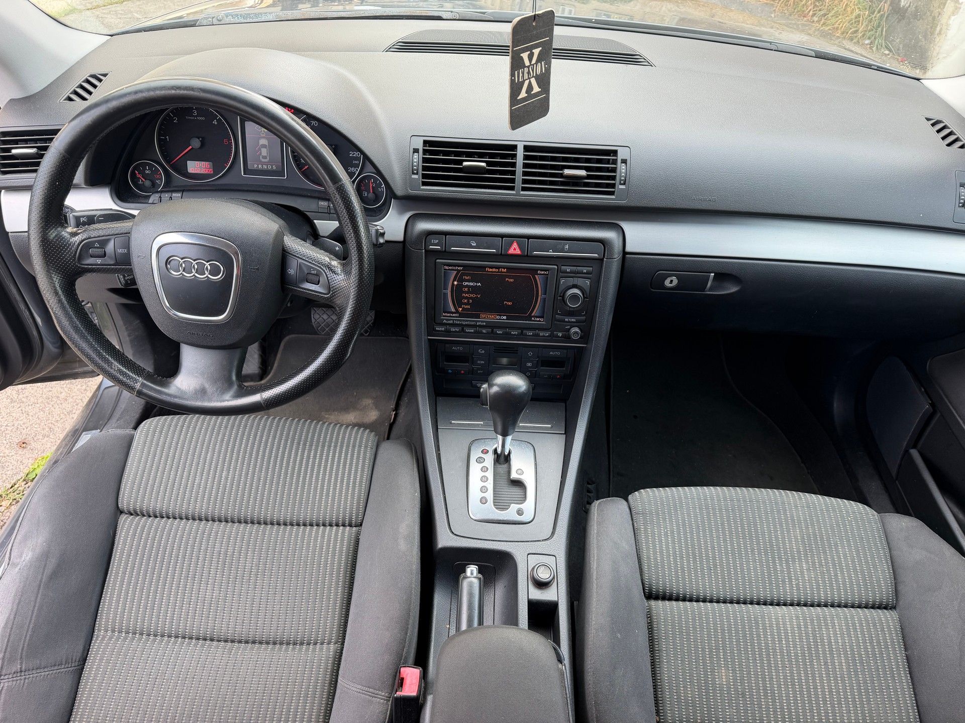 AUDI A4 Avant 1.9 TDI-image-10