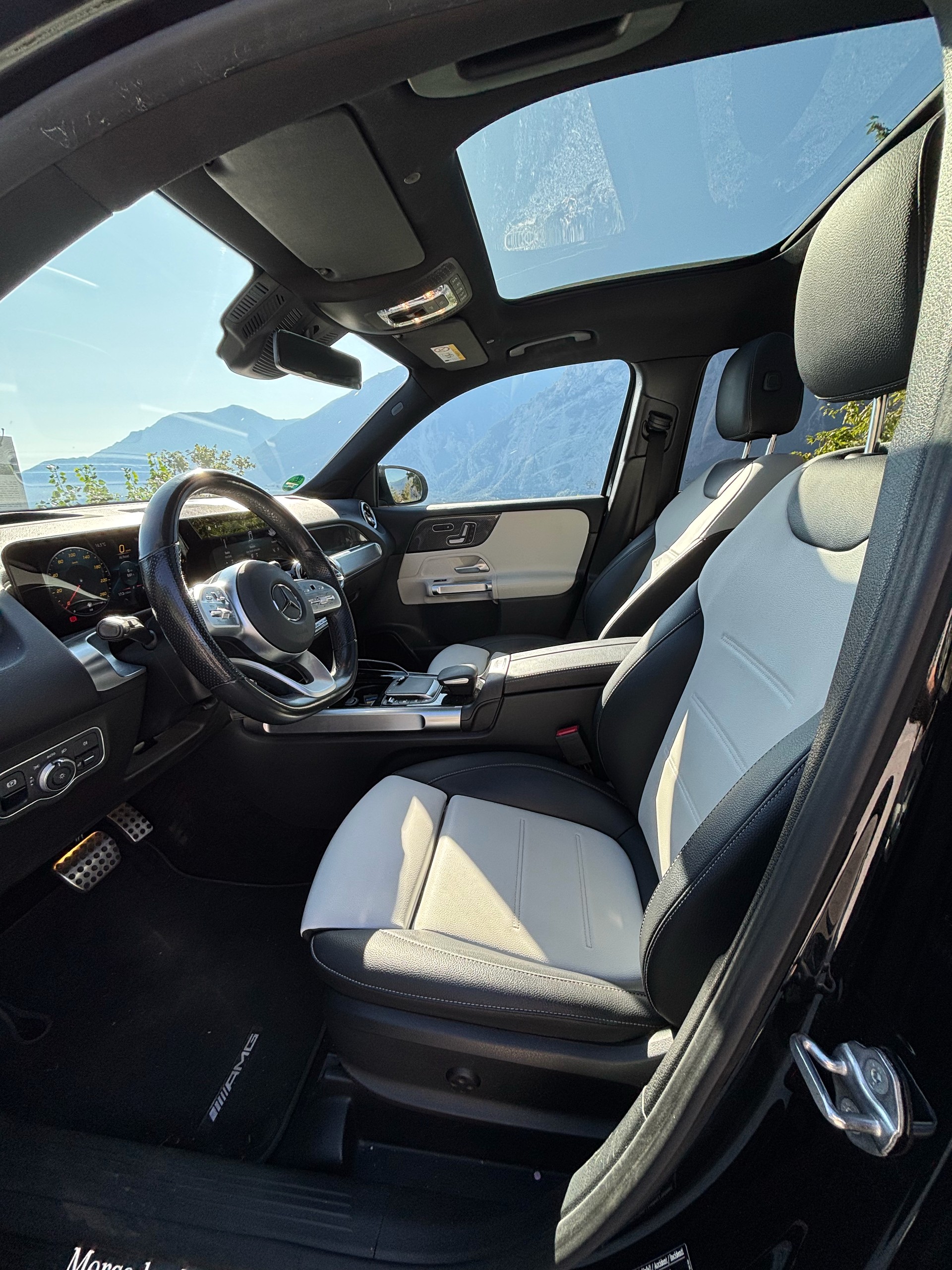 MERCEDES-BENZ GLB 250 AMG Line 4matic-image-5