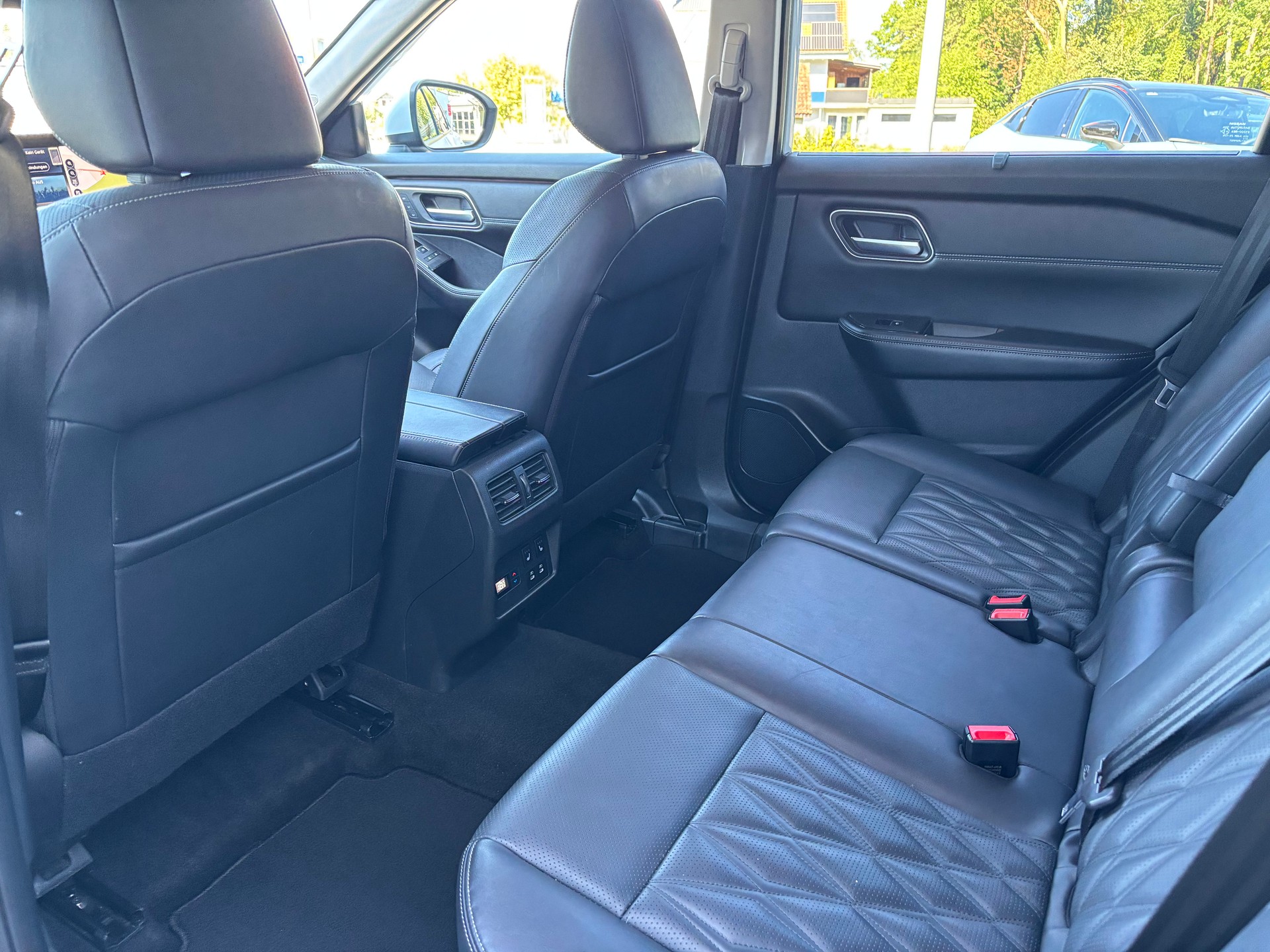 NISSAN X-Trail 1.5 VC e-Power 4WD Tekna+-image-8