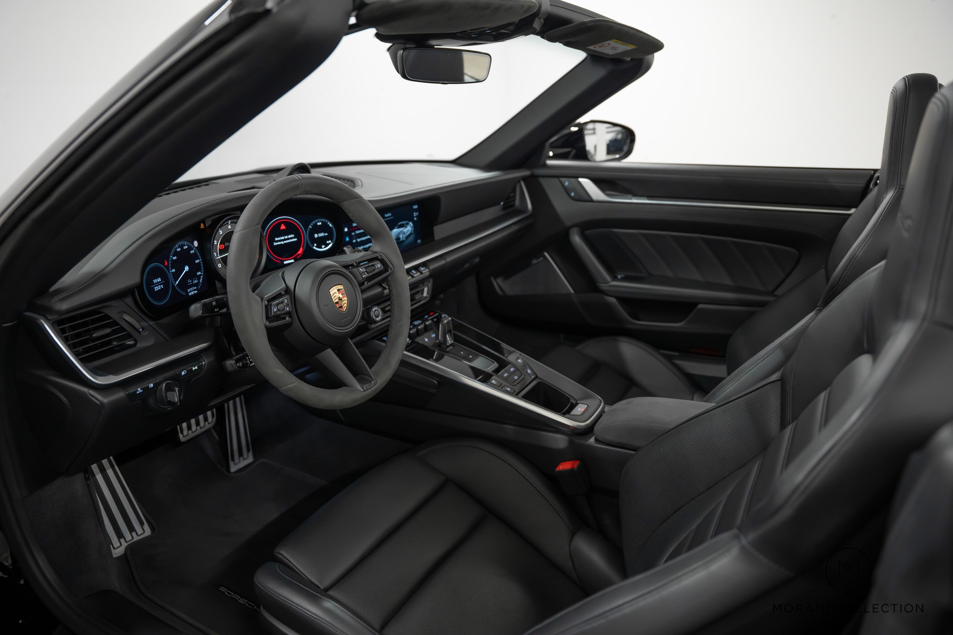 PORSCHE 911 Cabriolet 3.7 Turbo S PDK-image-11