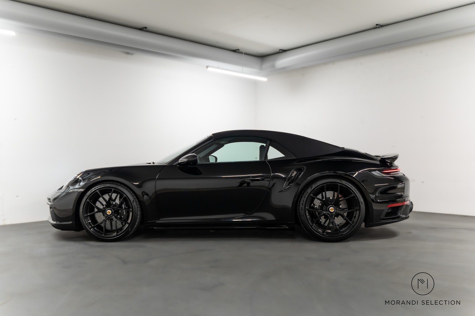 PORSCHE 911 Cabriolet 3.7 Turbo S PDK-image-1