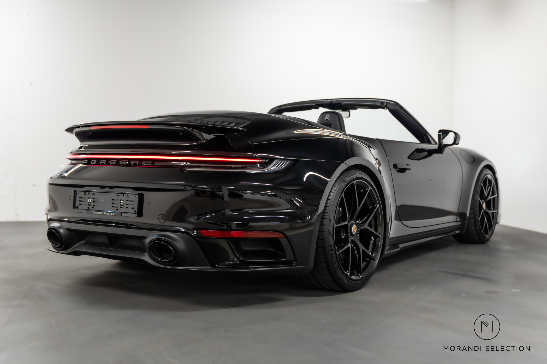 PORSCHE 911 Cabriolet 3.7 Turbo S PDK-image-3