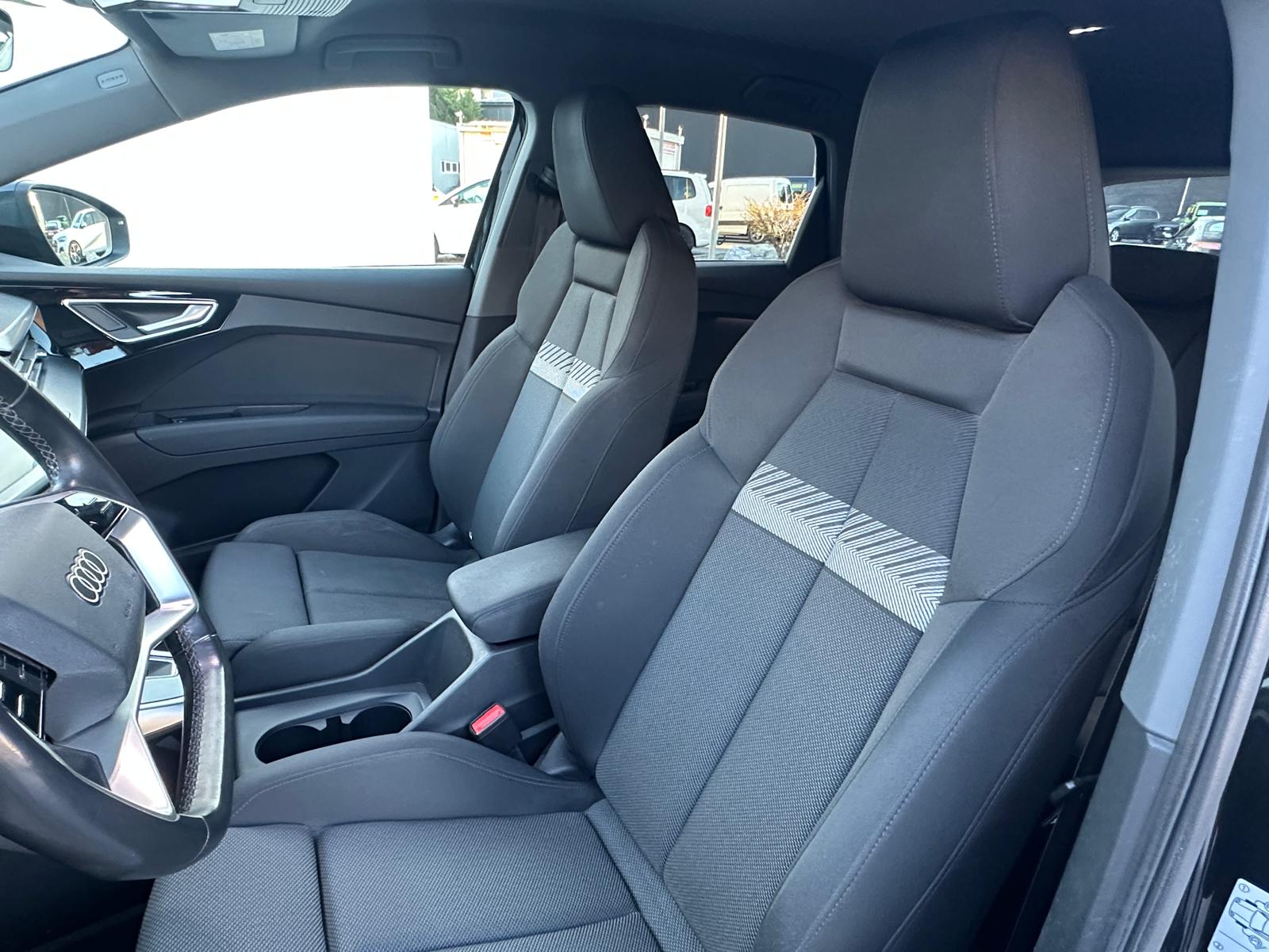 AUDI Q4 e-tron 50 quattro-image-5