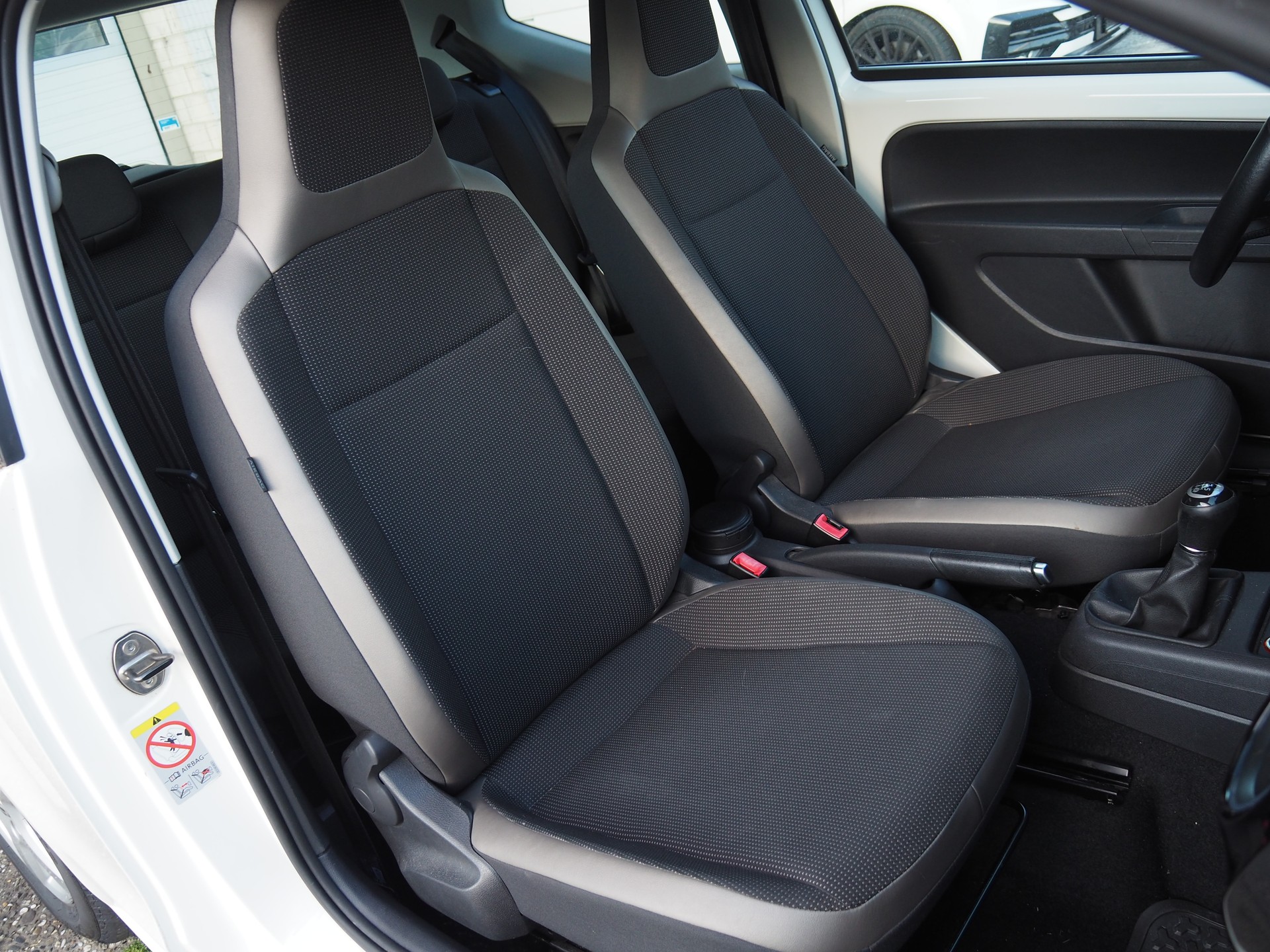 VW Up 1.0 BMT EcoFuel move up-image-12