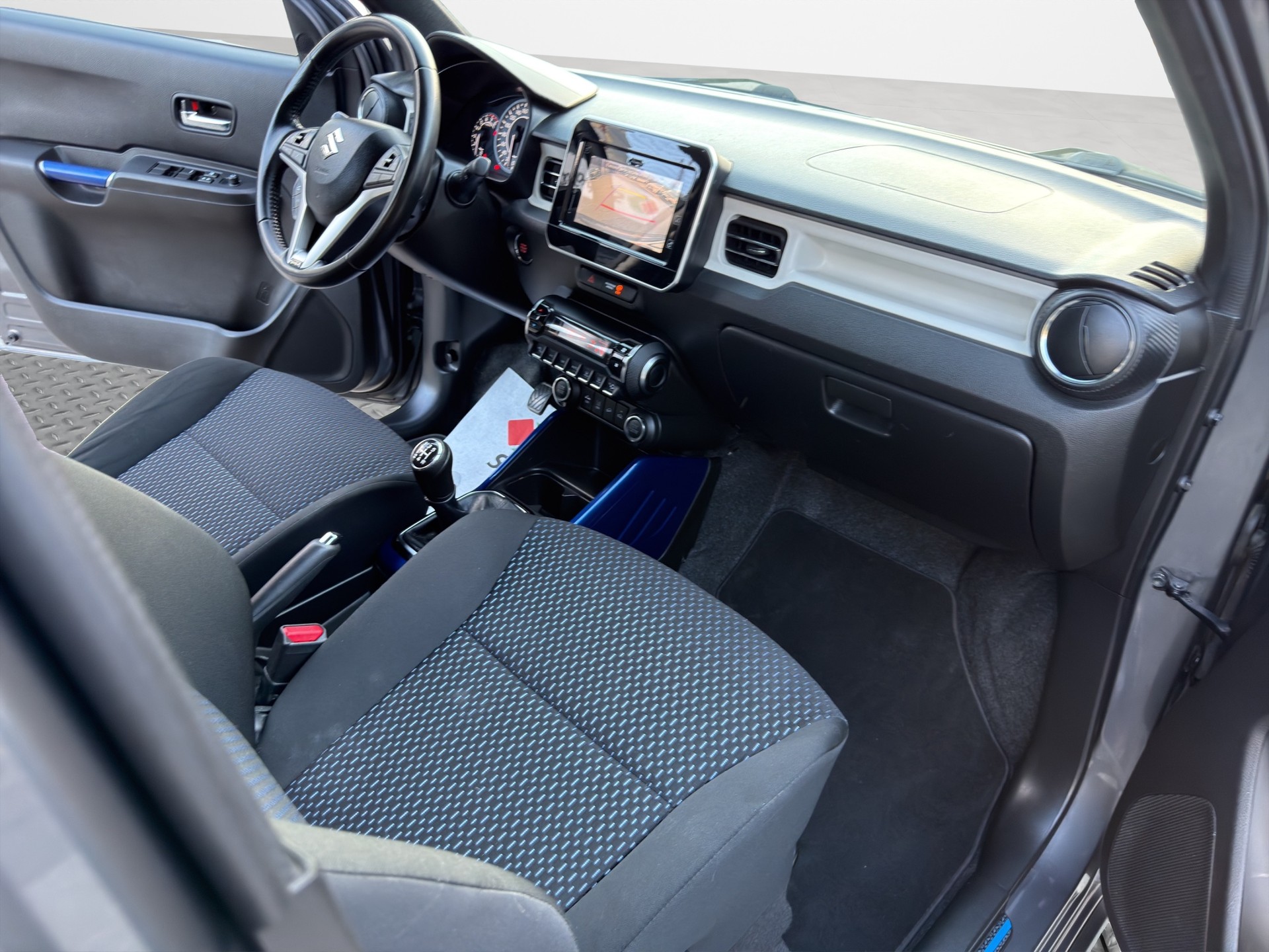 SUZUKI Ignis 1.2i Piz Sulai Hybrid 4x4-image-13