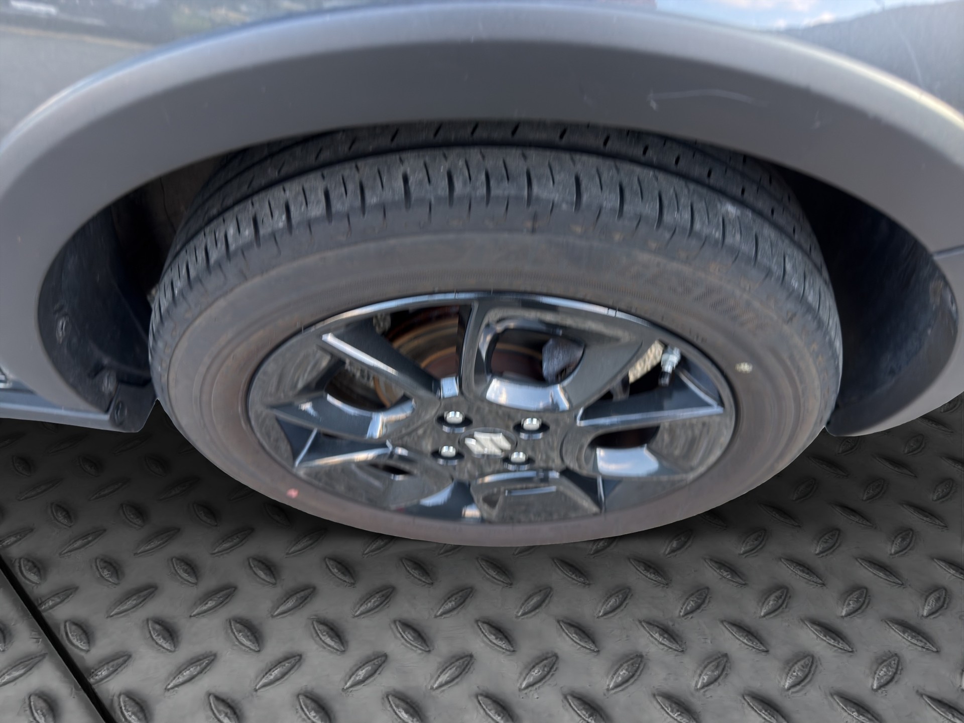 SUZUKI Ignis 1.2i Piz Sulai Hybrid 4x4-image-16