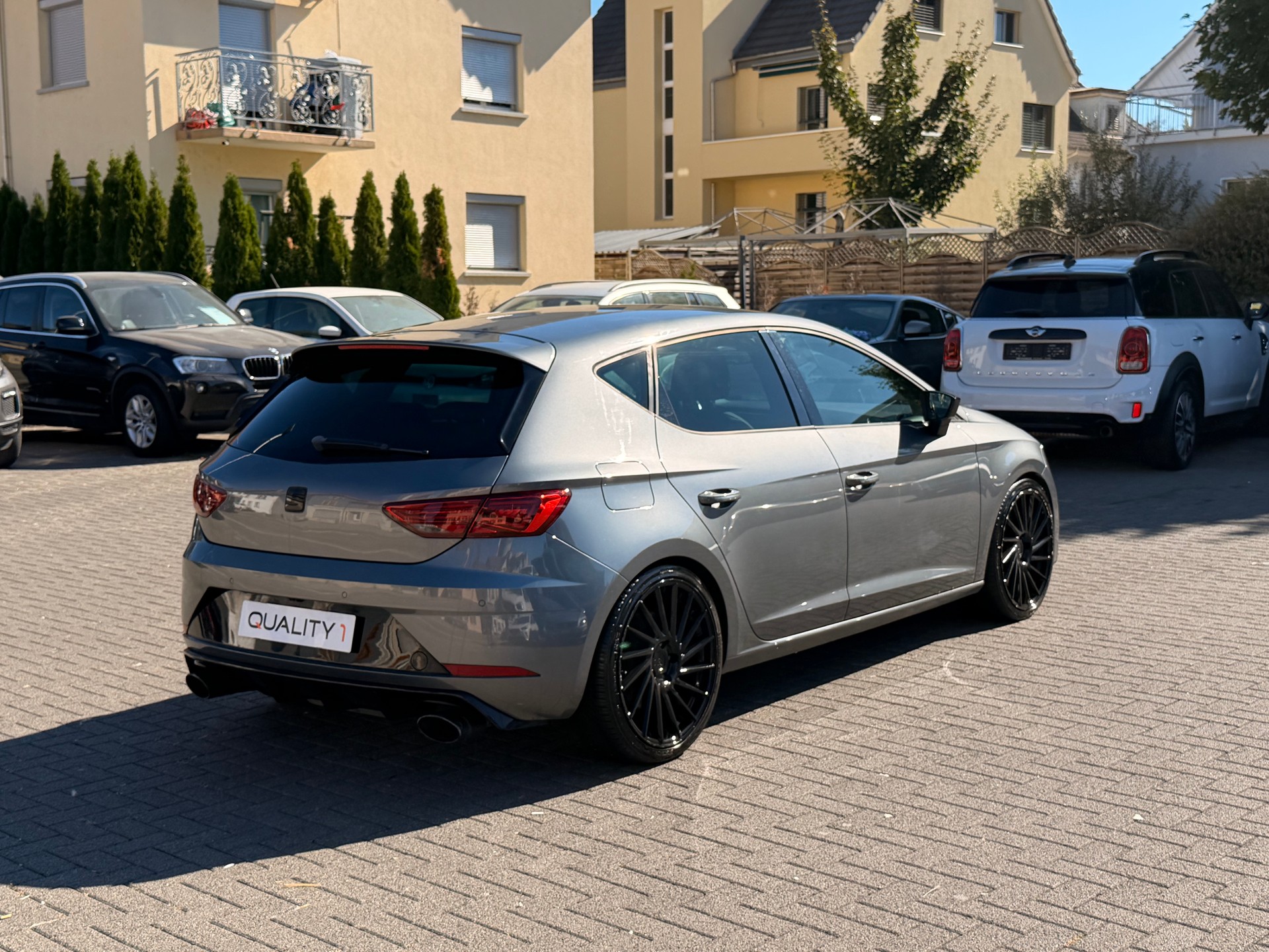 SEAT Leon 2.0 TSI Cupra 300 DSG-image-7