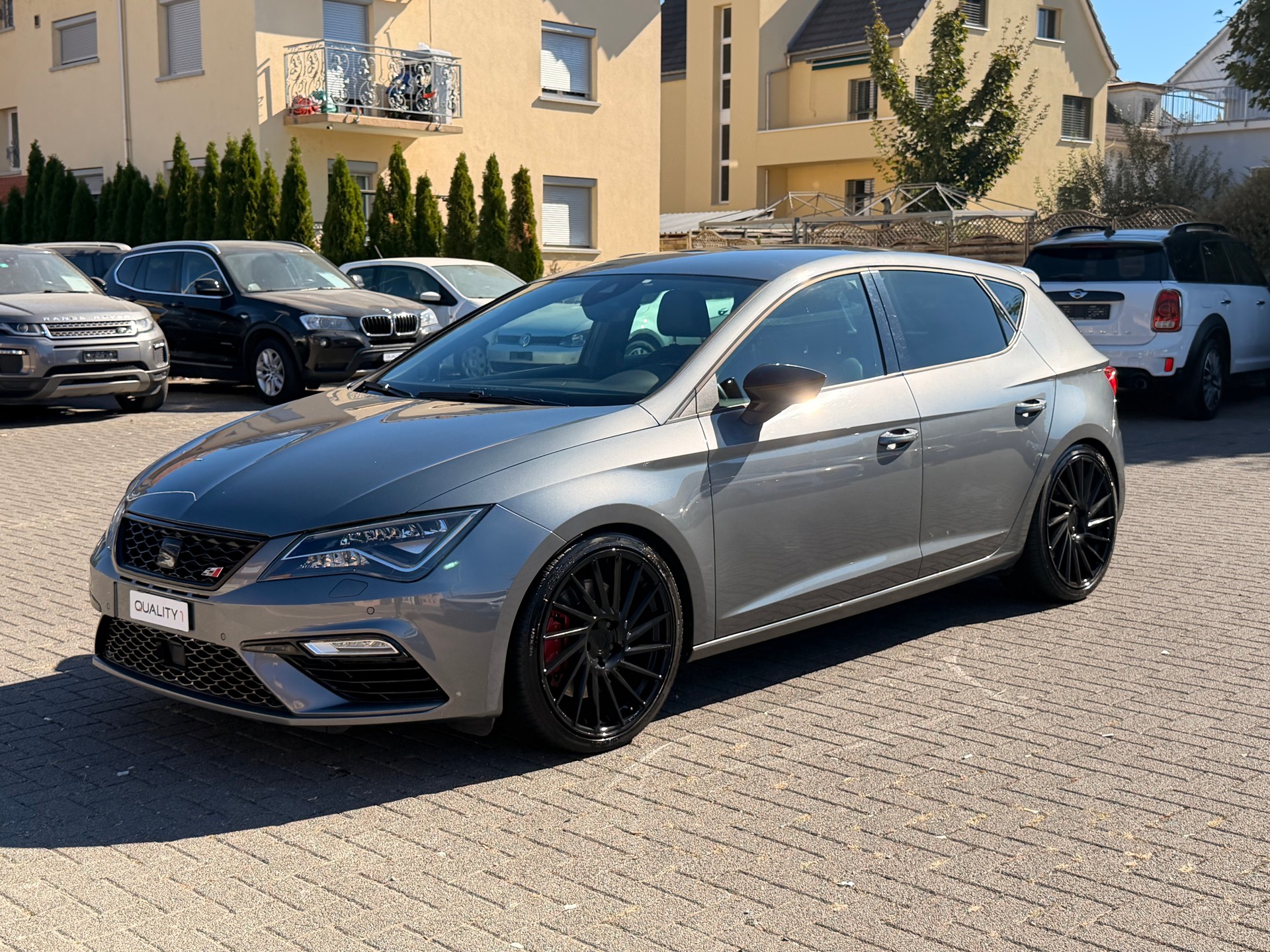 SEAT Leon 2.0 TSI Cupra 300 DSG-image-1