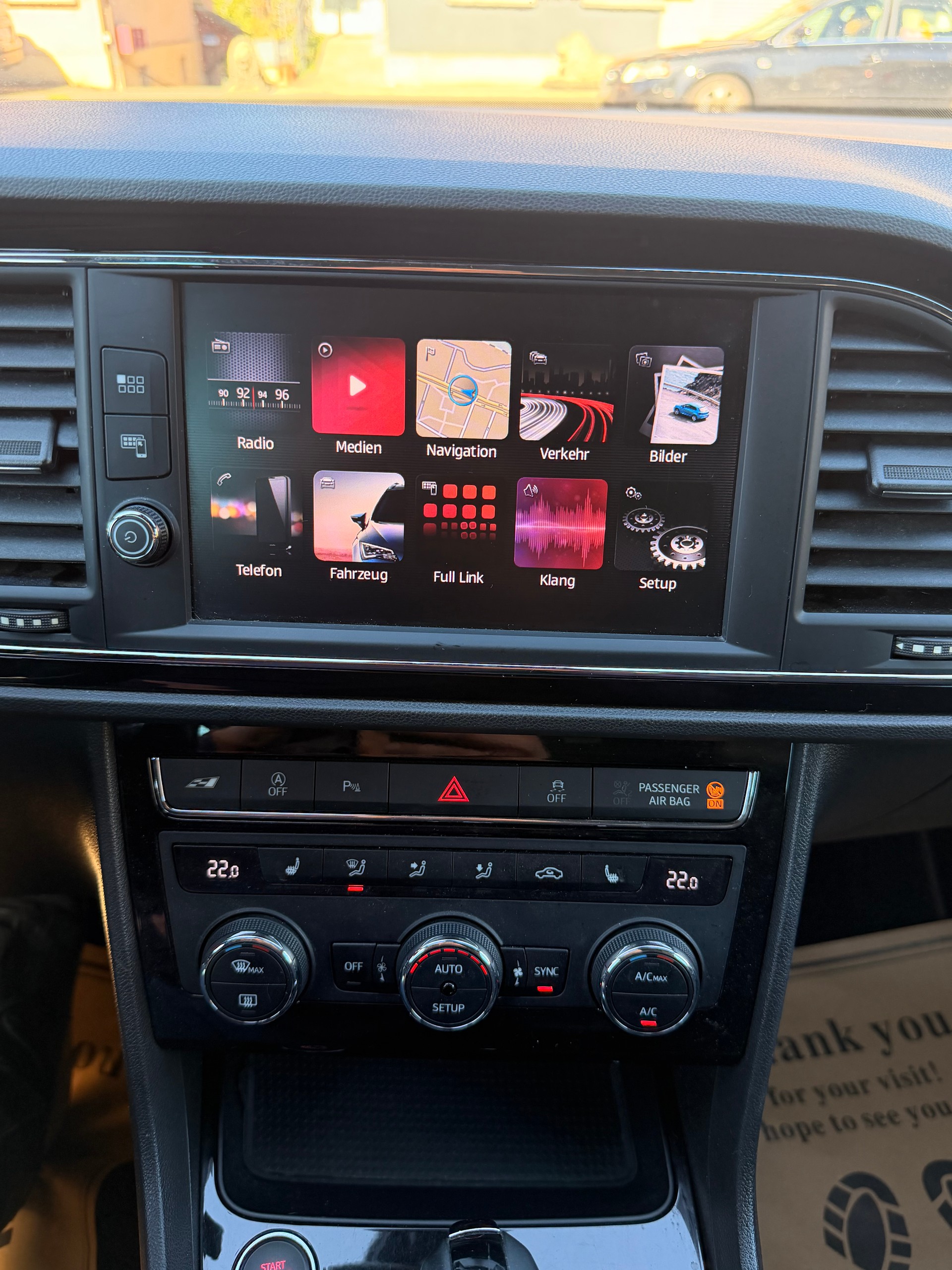 SEAT Leon 2.0 TSI Cupra 300 DSG-image-15