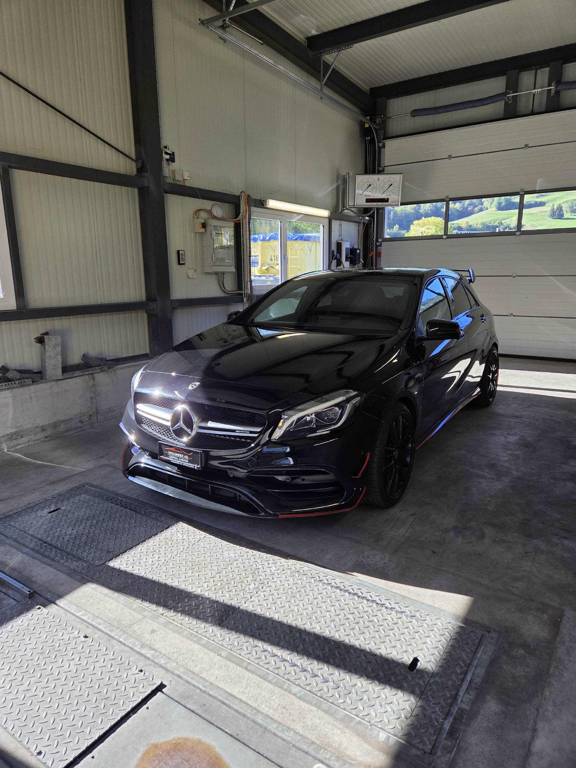 Car photo